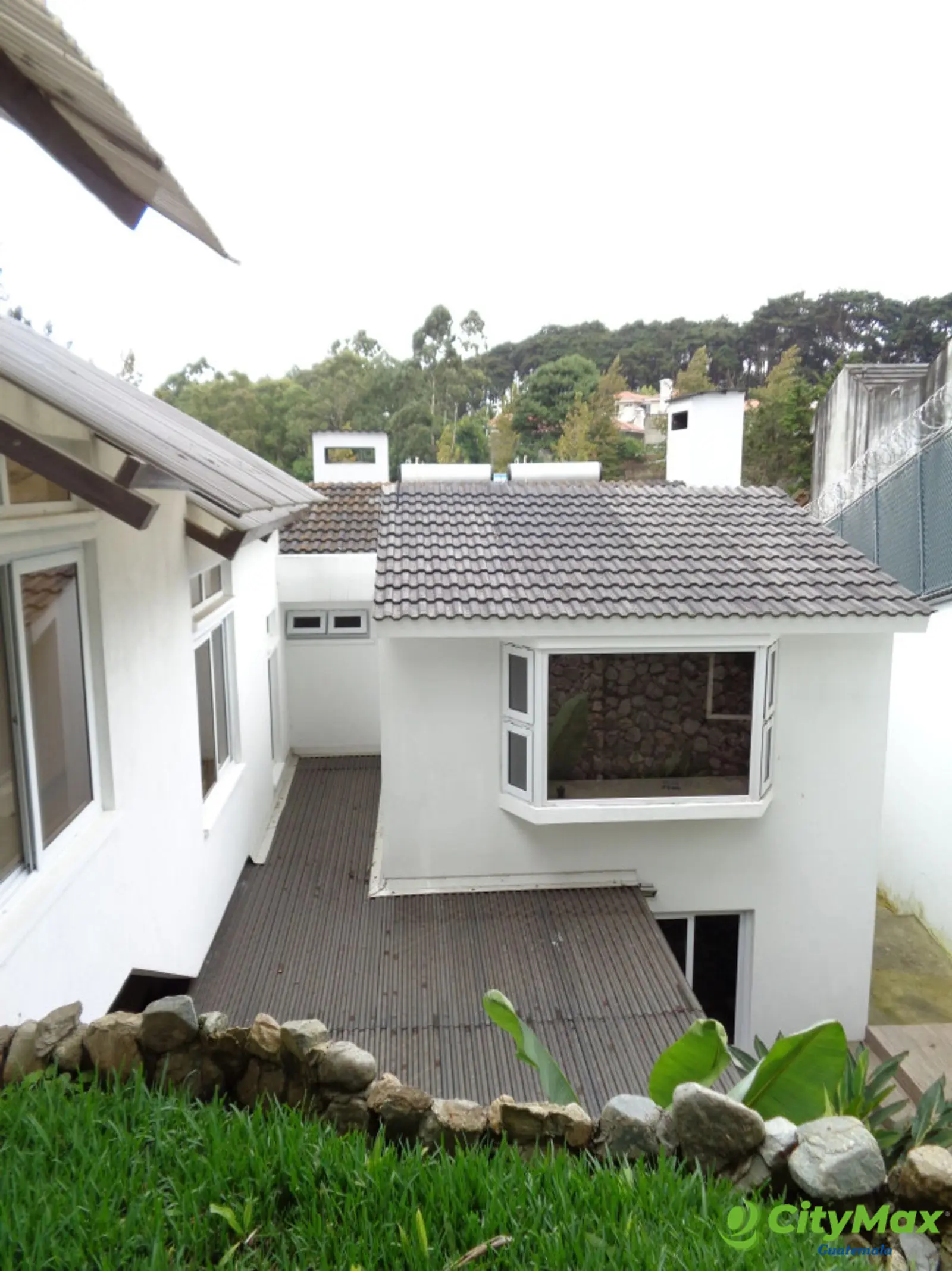 Casa REMODELADA en Venta La Encantada Km 12 CES - foto 15