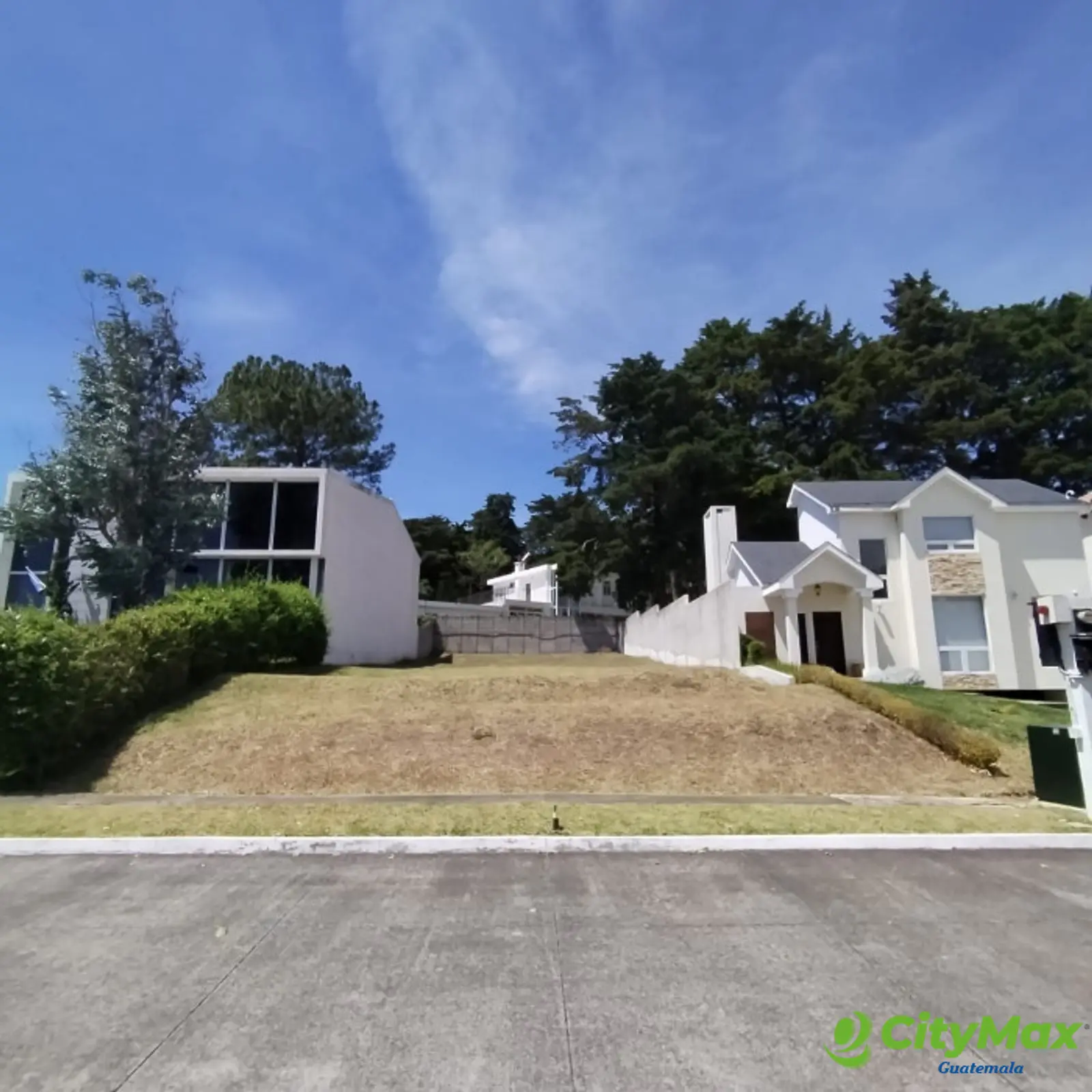 Terreno residencial en venta en La Fontana Fraijanes - foto 4