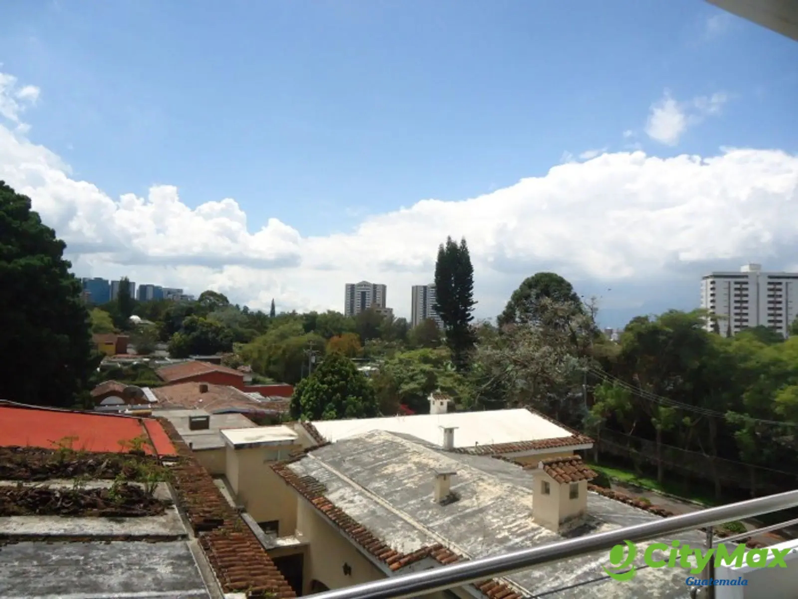 En Alquiler Apartamento Amueblado en Zona 15  - foto 9