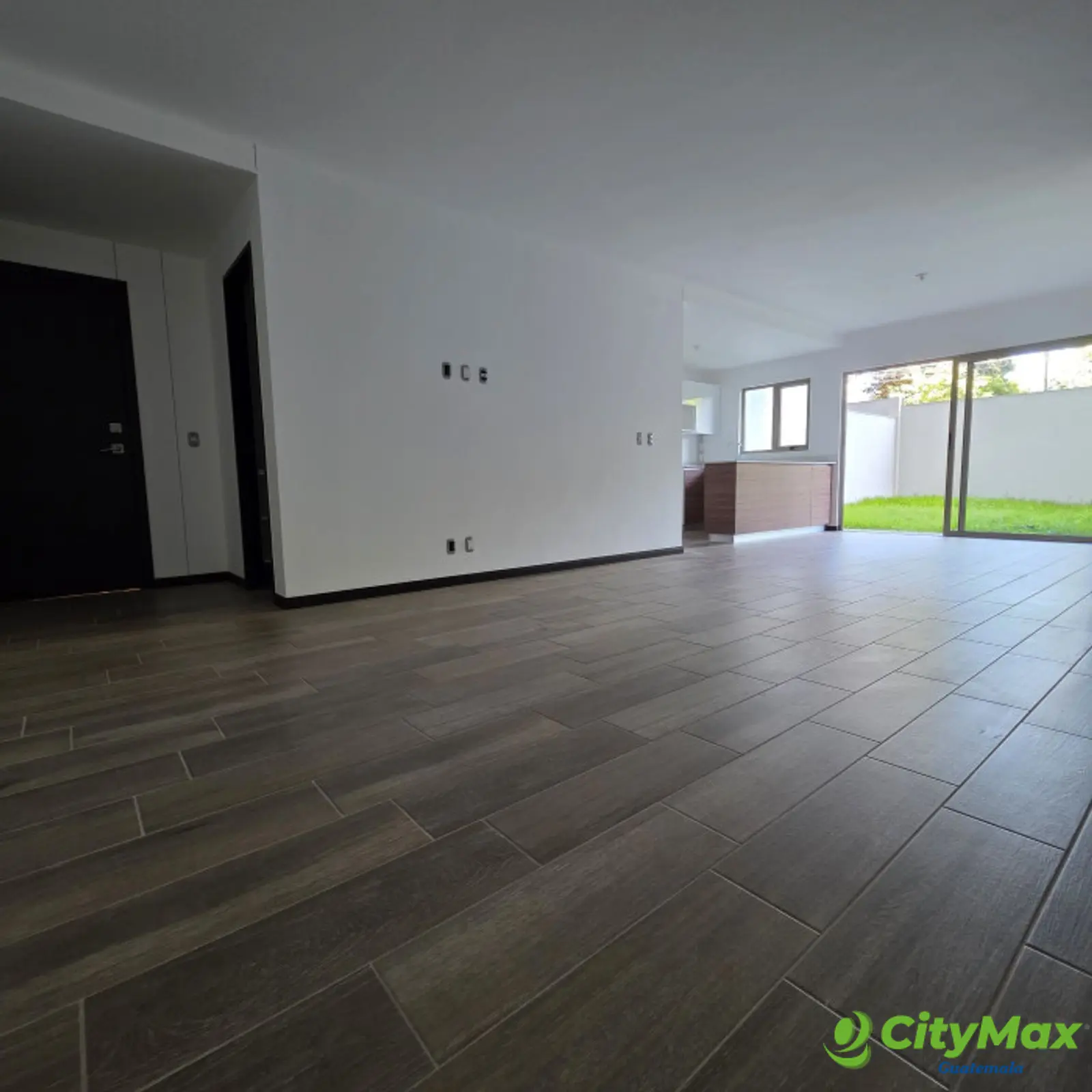 Apartamento con jardin en Venta Zona 14 La Villa - foto 14