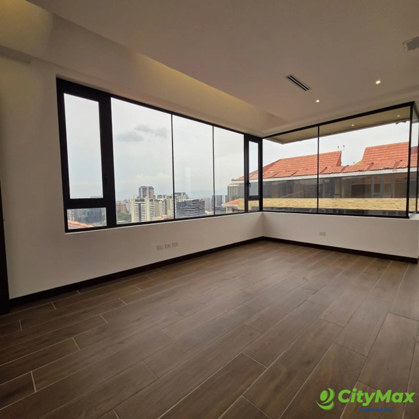 PentHouse en Venta en Oakland Zona 10 Guatemala - foto 15