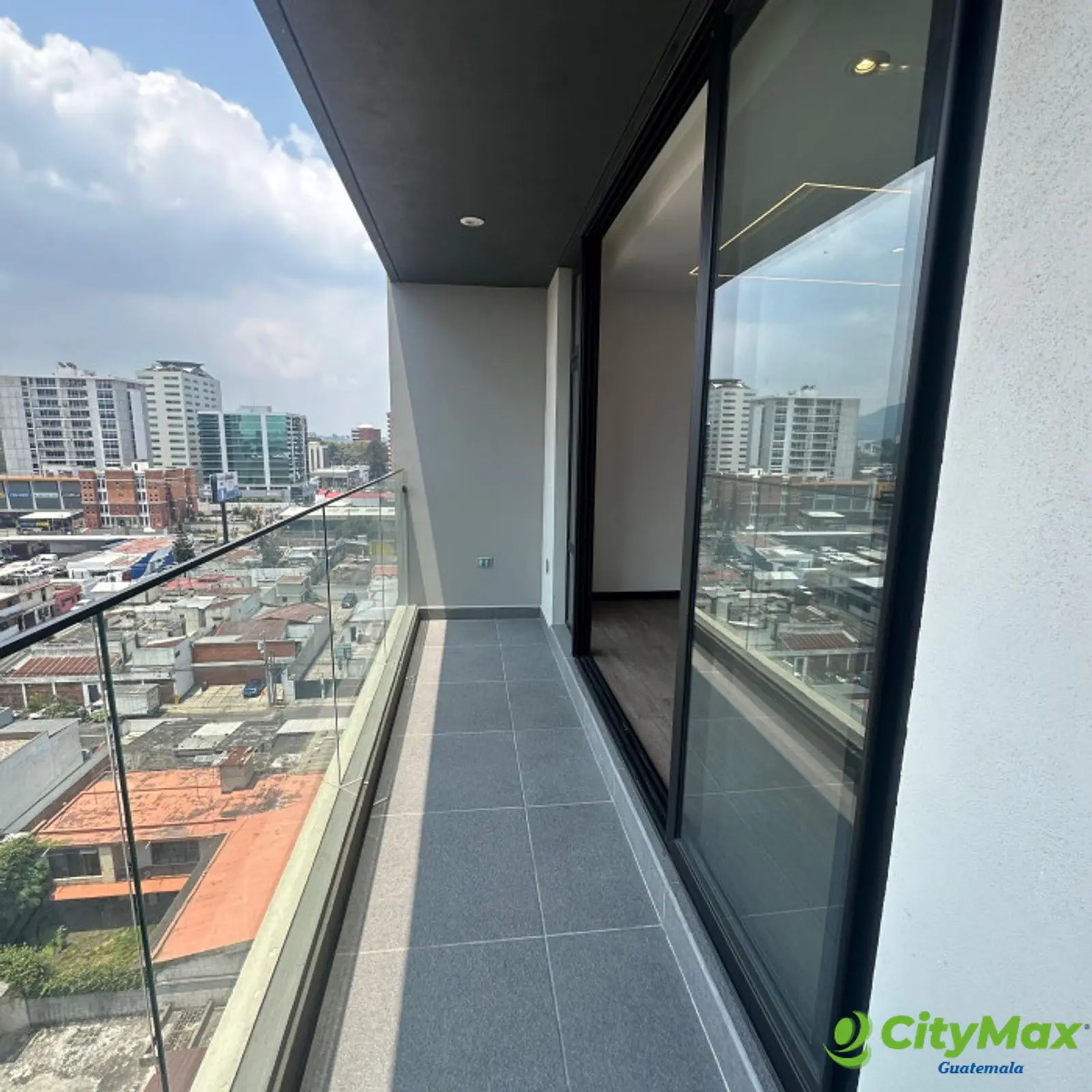 IQ10 Se vende apartamento 2 habitaciones en Zona 10 - foto 19