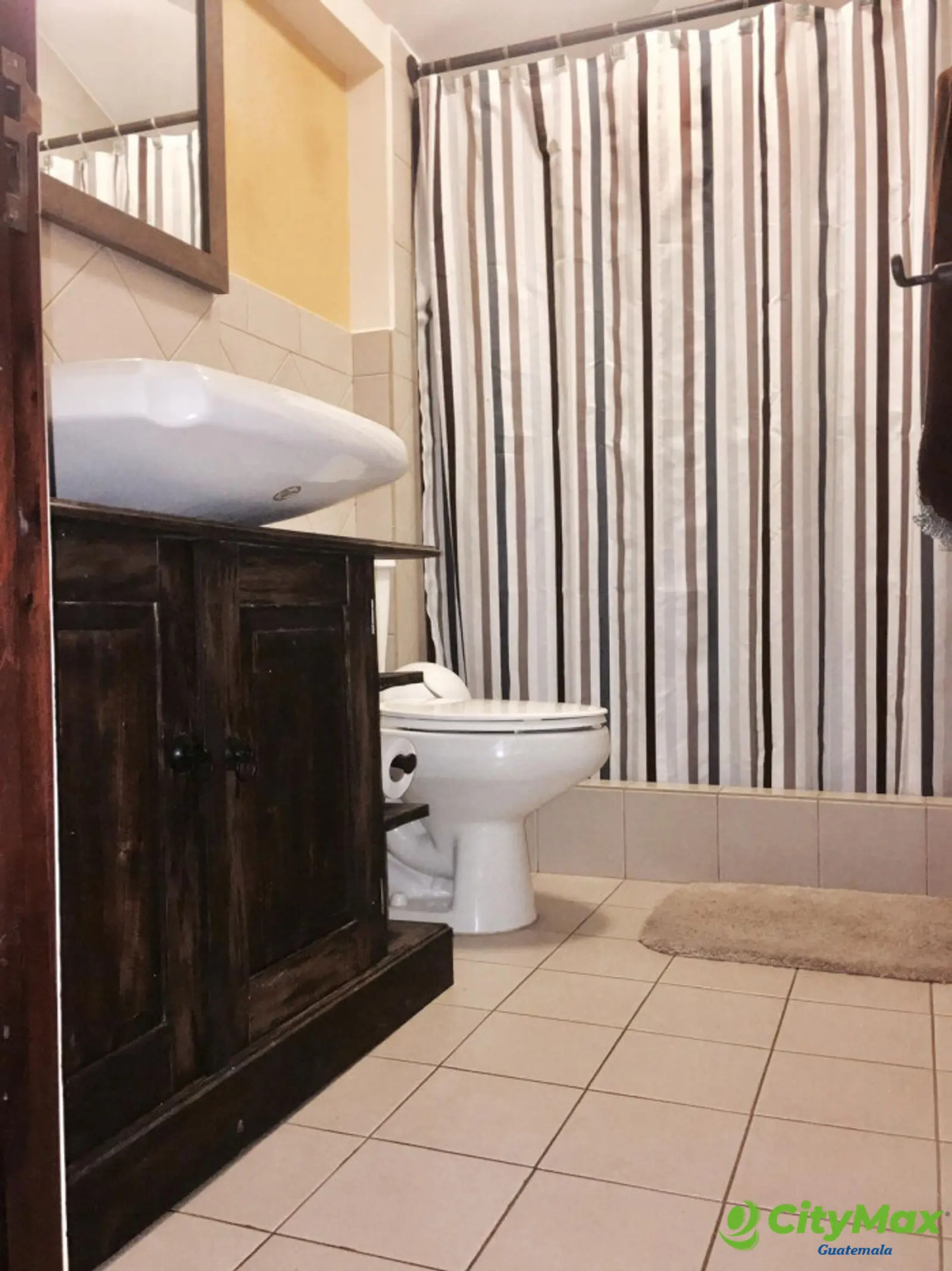 En Alquiler Villa amueblada en Antigua Guatemala - foto 11