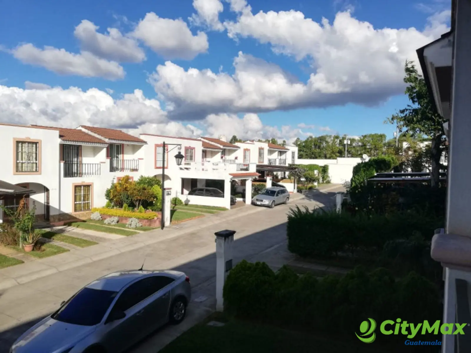 Casa En Venta En Alameda de Santa Clara Villa Nueva - foto 2