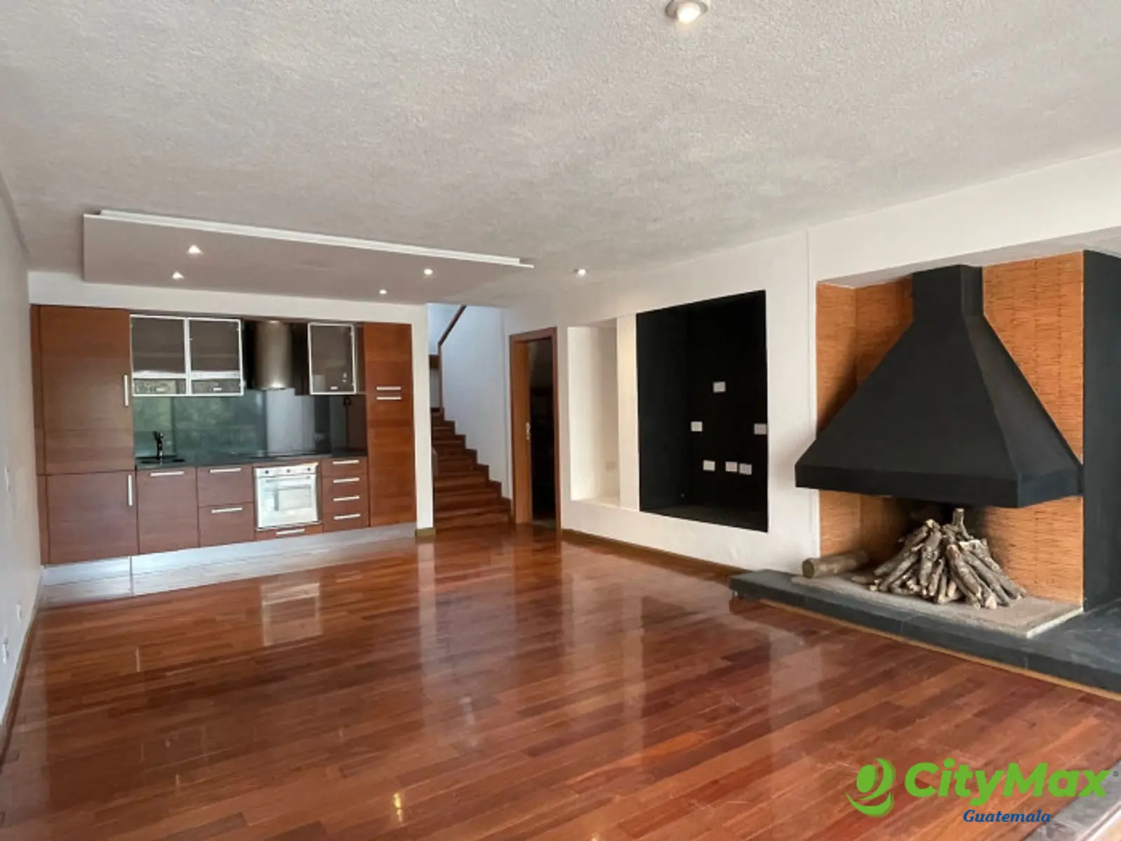 Casa residencial en San Rafael a un costado del Hilton - foto 12