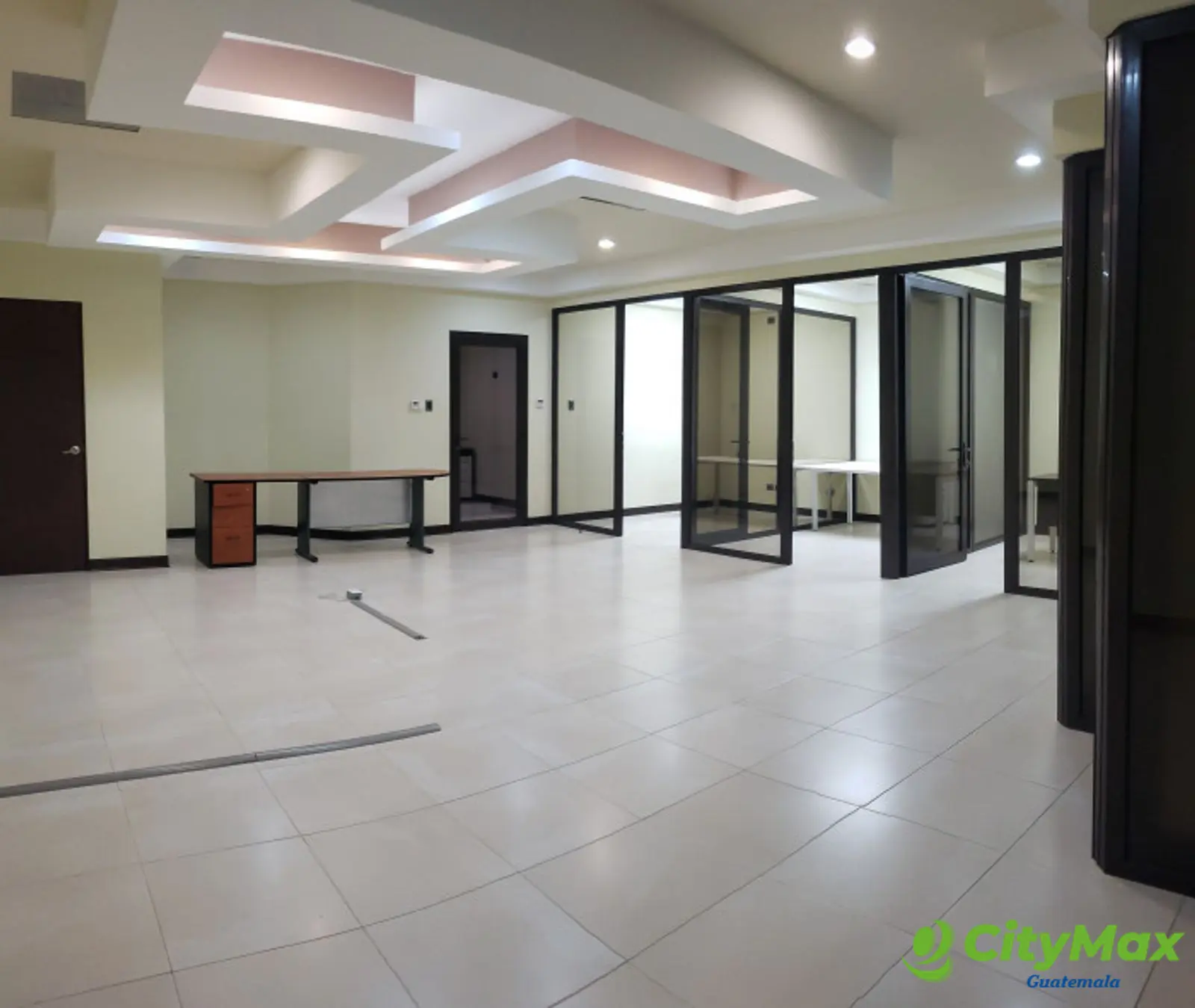 Oficina en Venta zona Pradera Zona 10 para inversion - foto 10