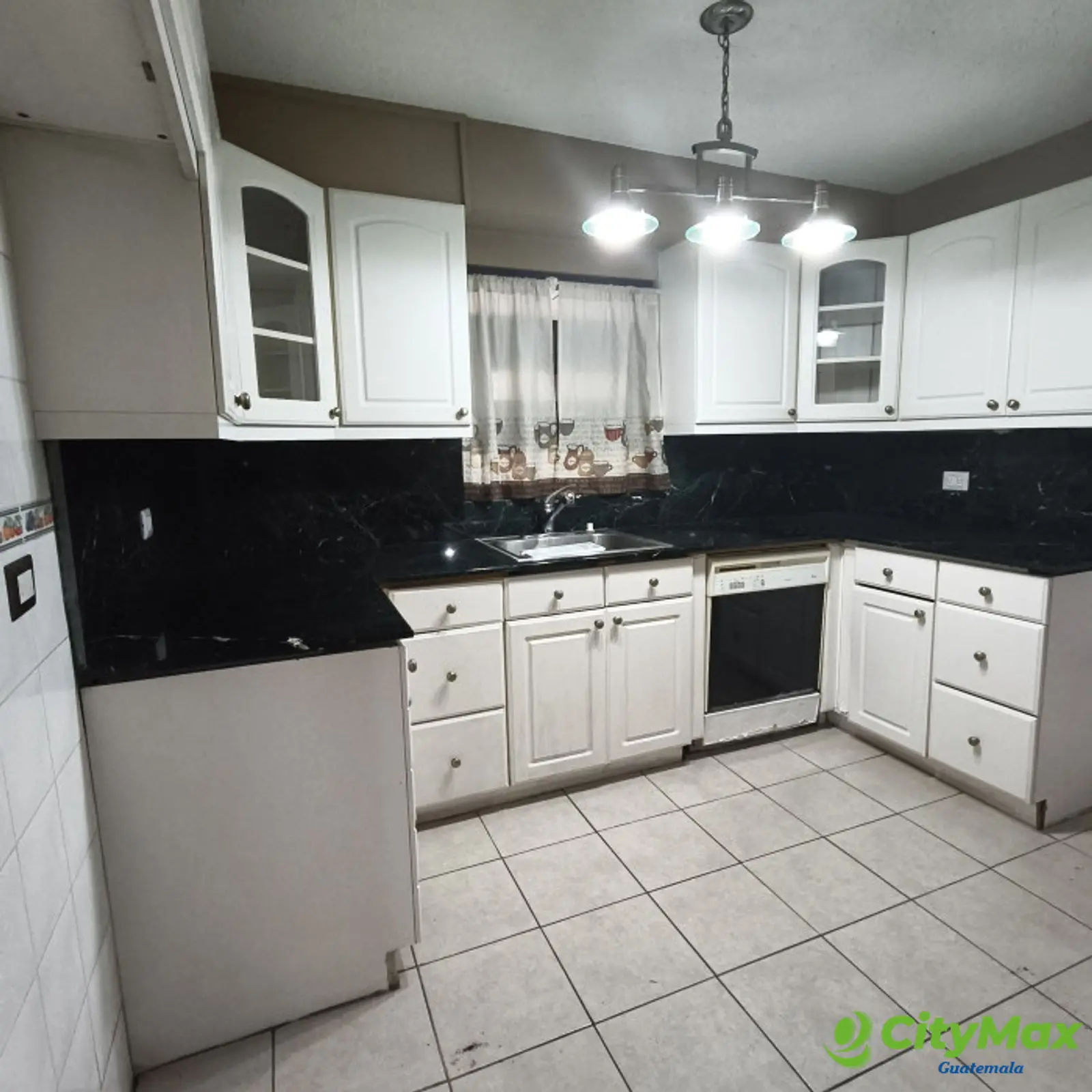Amplio Apartamento en Renta en zona 10 - foto 4