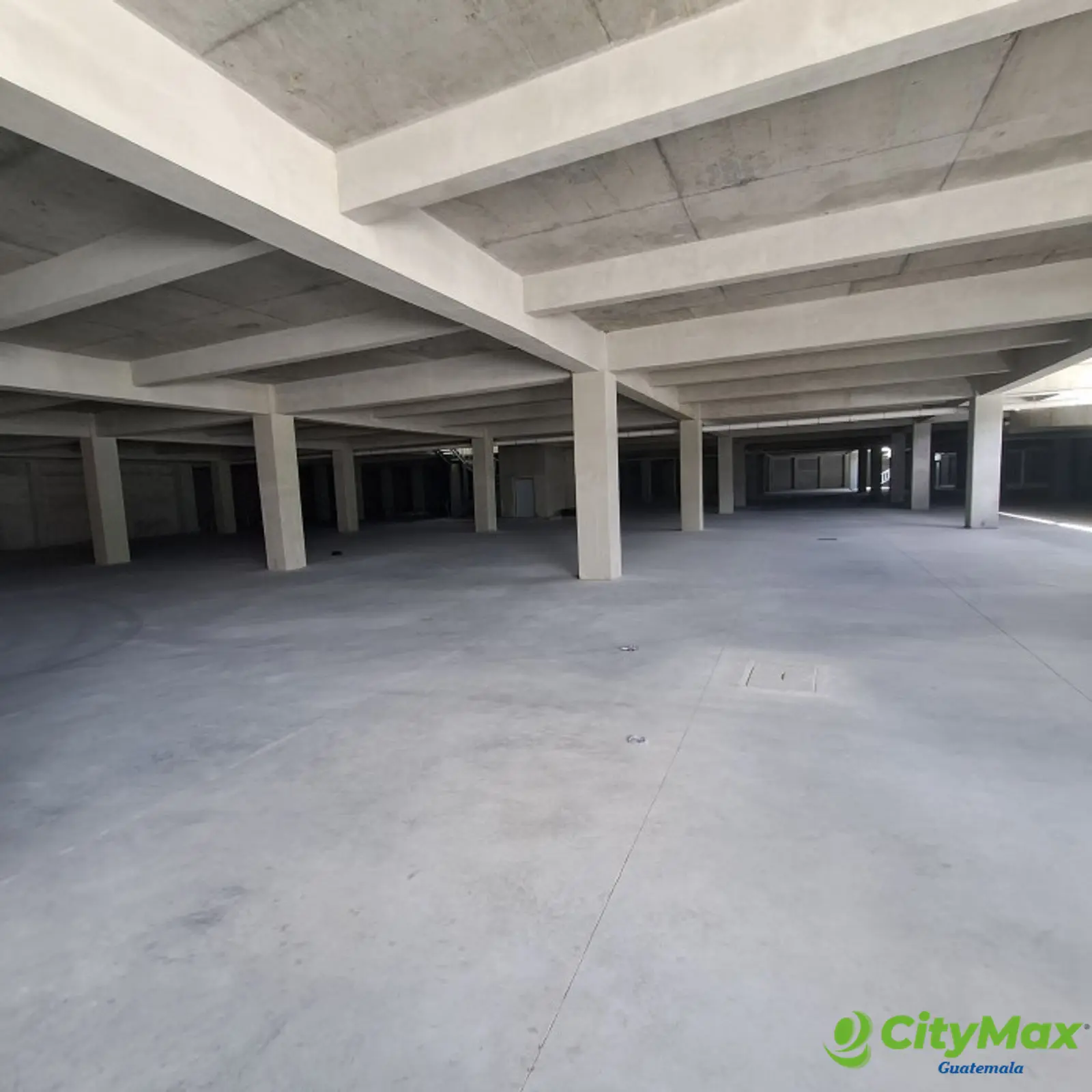 Bodega comercial sobre la Roosevelt zona 11 Toledo - foto 15