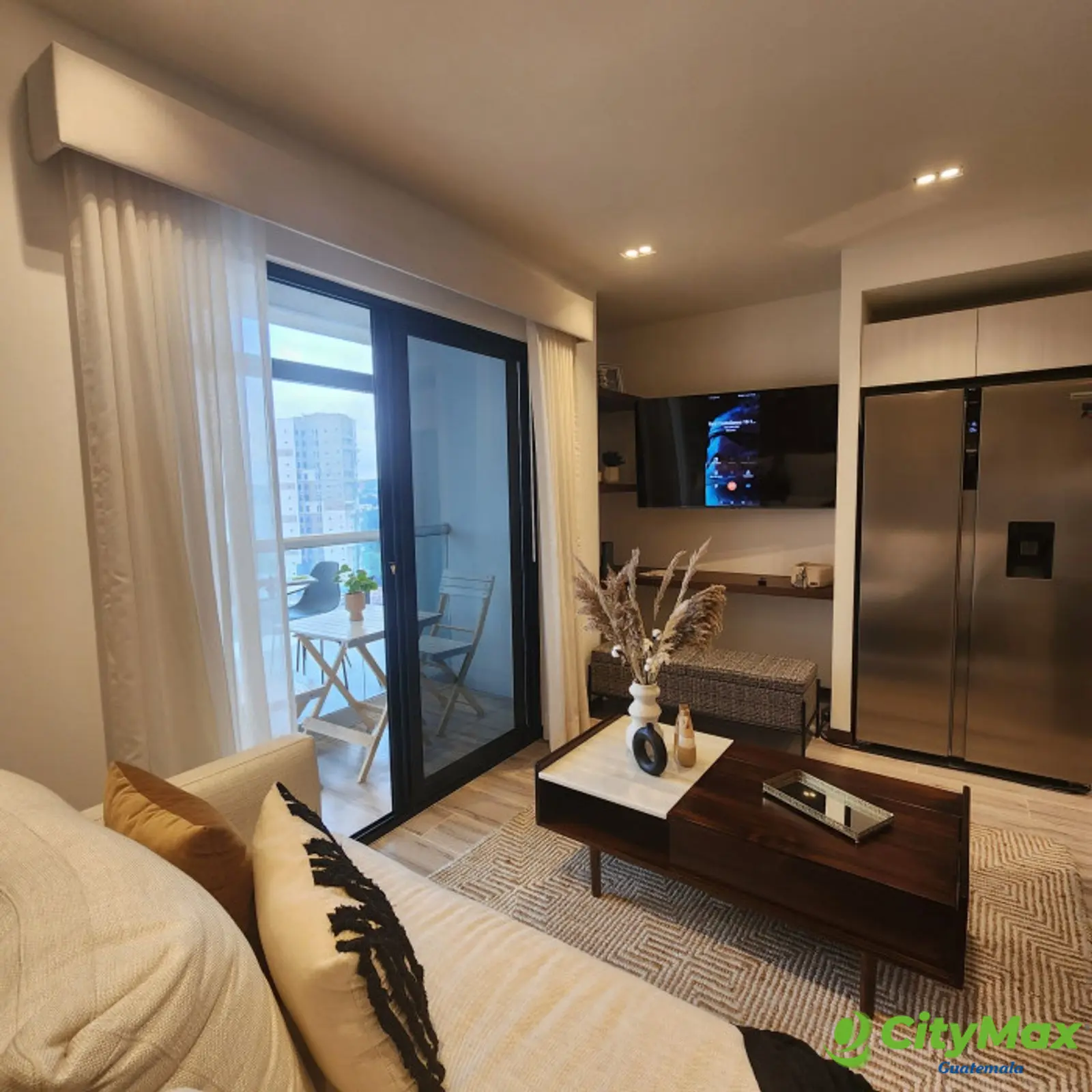 Apartamento venta 1 habitacion NUEVO zona 10 nivel alto - foto 3