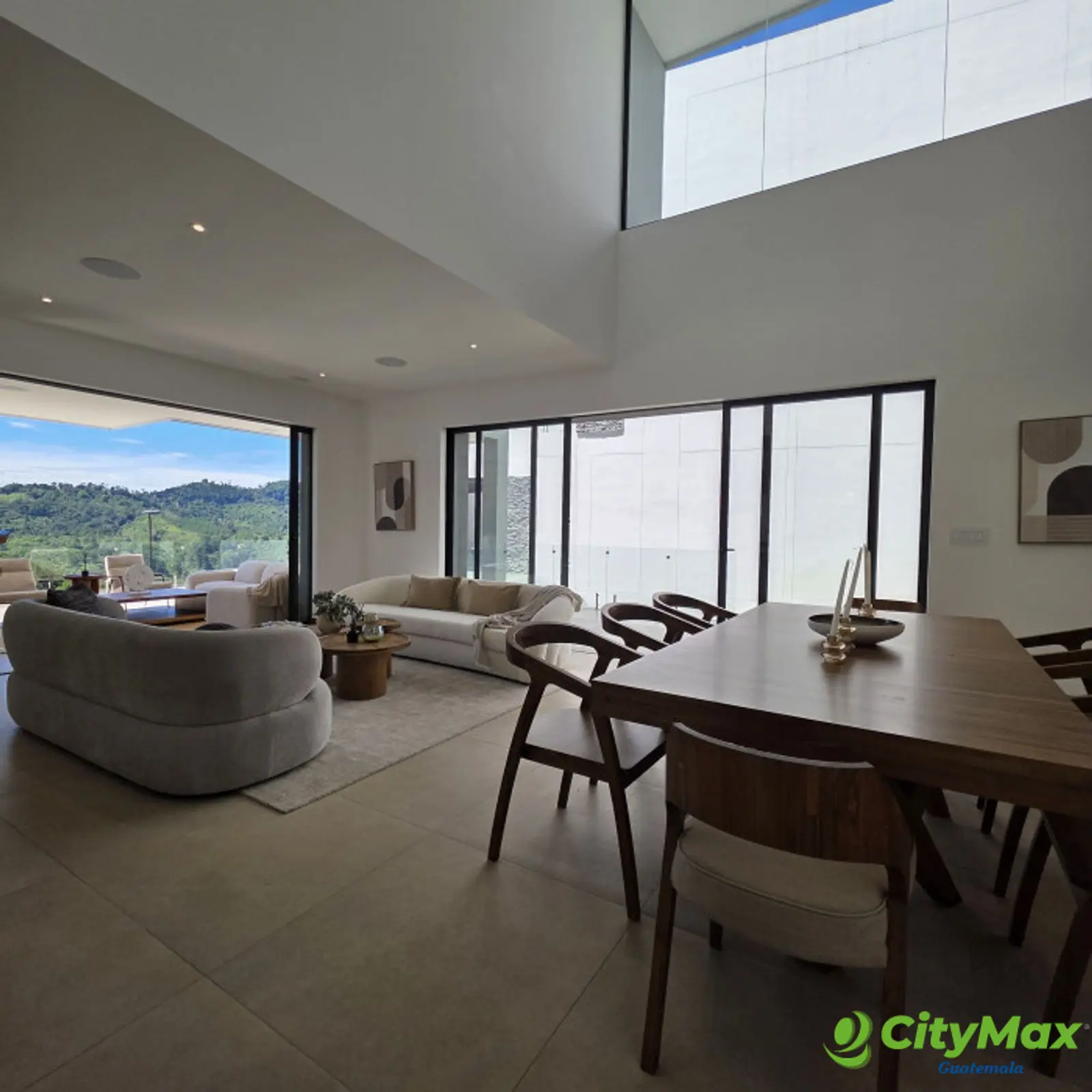 Lujosa Casa en Venta en Exclusiva Zona 16 el Pulte - foto 15