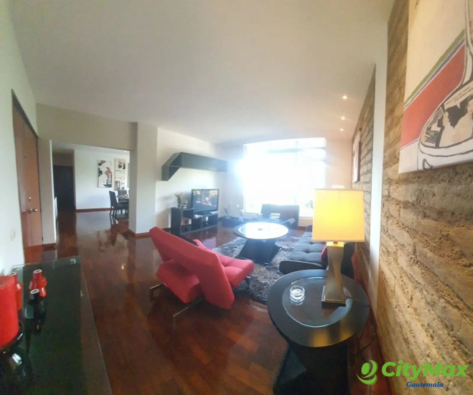 En Renta y Venta Apartamento cercano a Zona 15 - 20221031_103700.jpg
