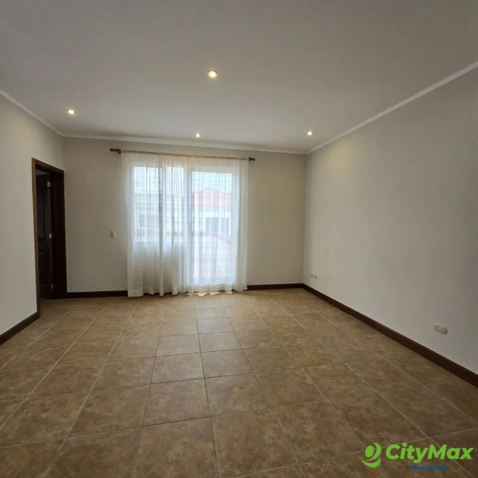 Casa en Venta en Portal del Bosque Fraijanes - foto 8