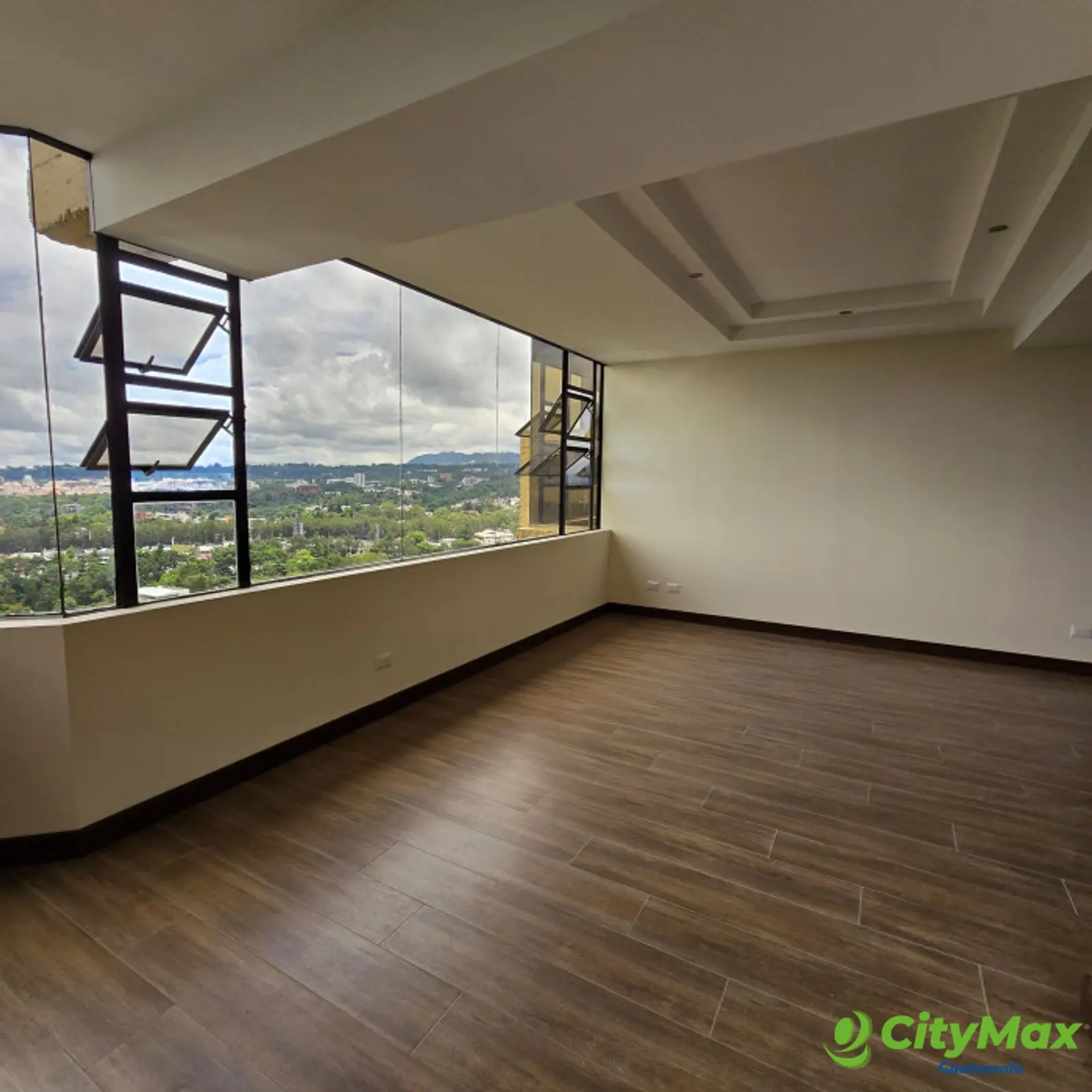 En Venta Apartamento en Zona 10 cercano a Oackland Z 10 - foto 6