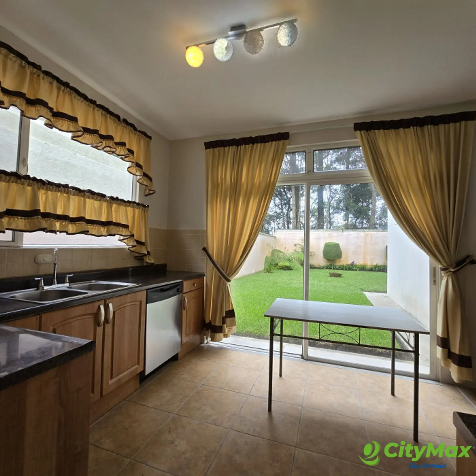 Casa en Venta en Portal del Bosque Fraijanes - foto 6