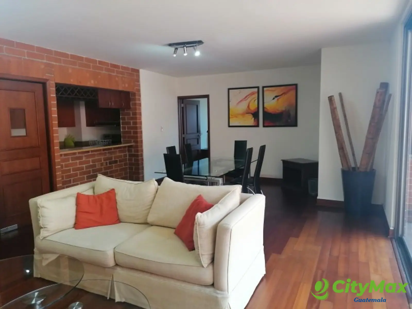 En venta apartamento con muebles rentado en zona 14 - foto 3