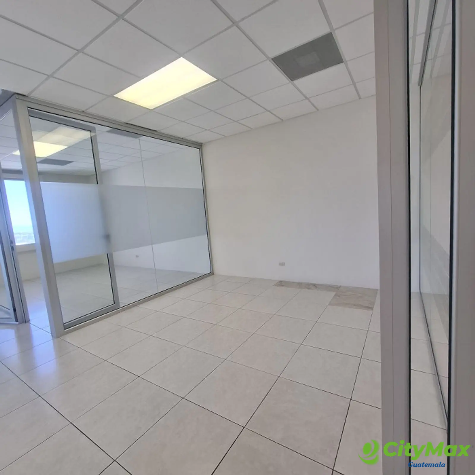 Oficina en Venta en Zona Pradera Zona 10 - foto 7