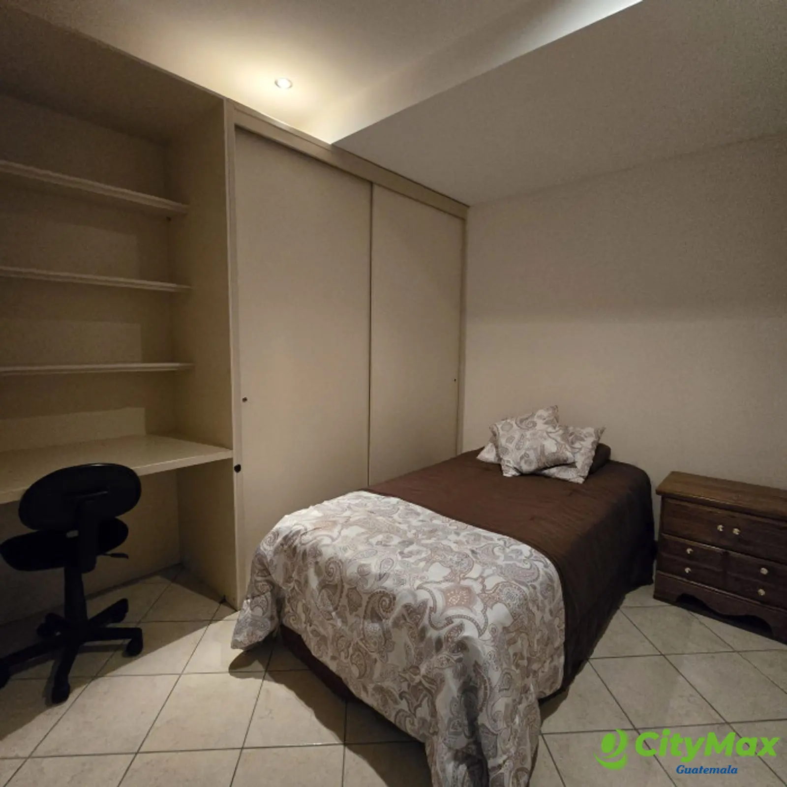 Apartamento amueblado y equipado en RENTA en la Zona 10 - foto 14