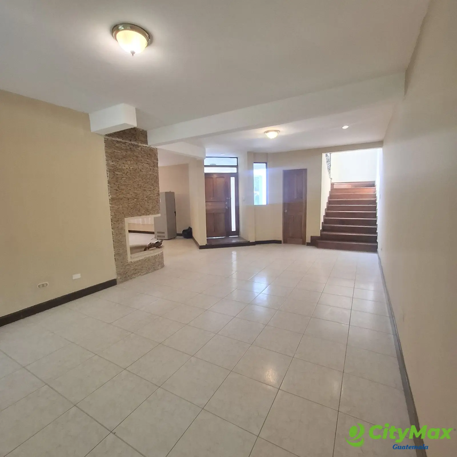 Casa en Venta  y renta carretera San José Pinula - foto 3