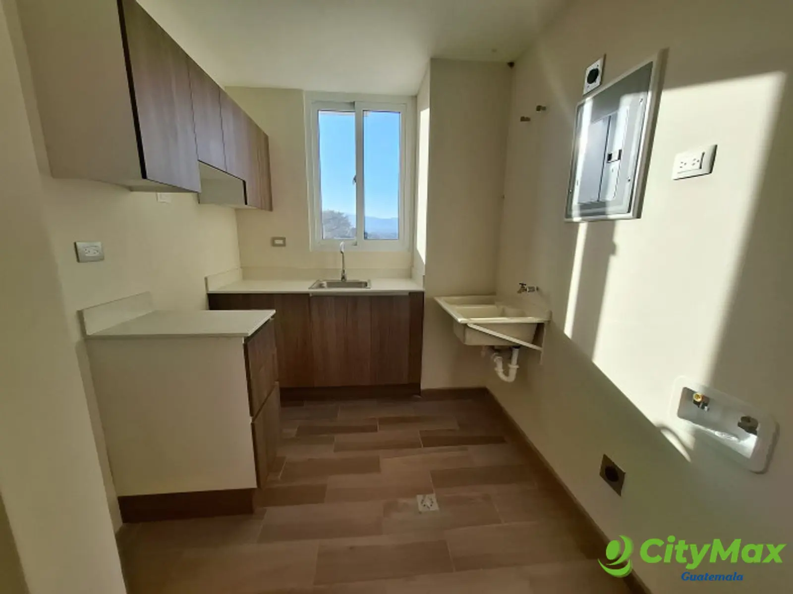 En Venta Apartamento en Villas Los Alamos Guatemala - foto 10