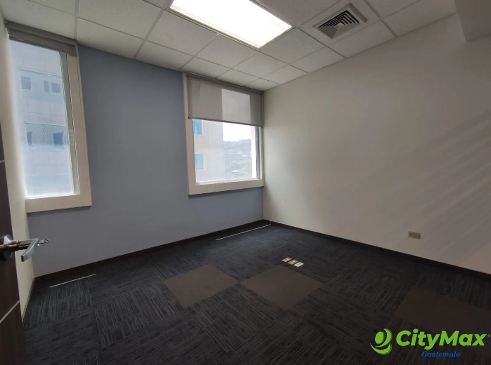 En VENTA OFICINA en Zona Pradera zona 10 Guatemala - foto 20