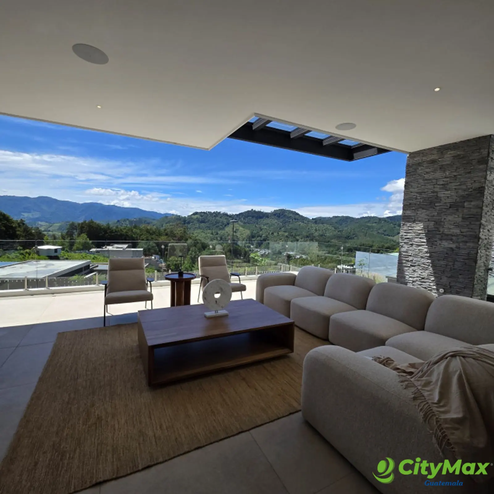 Lujosa Casa en Venta en Exclusiva Zona 16 el Pulte - foto 16