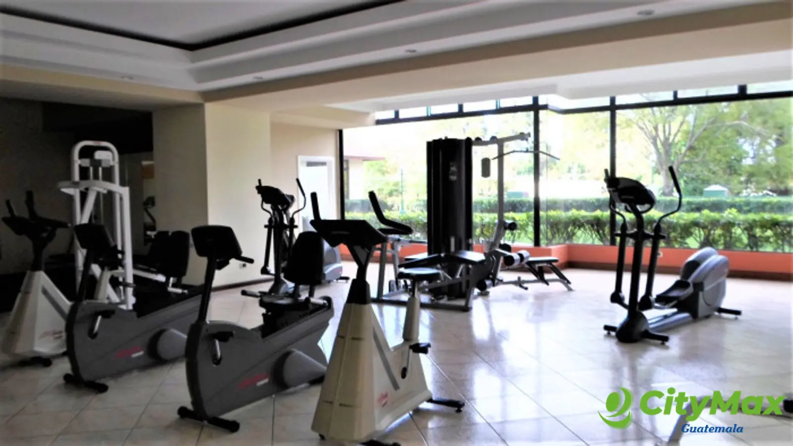 en Venta o Renta Apartamento en Milenia Zona 10 - foto 21