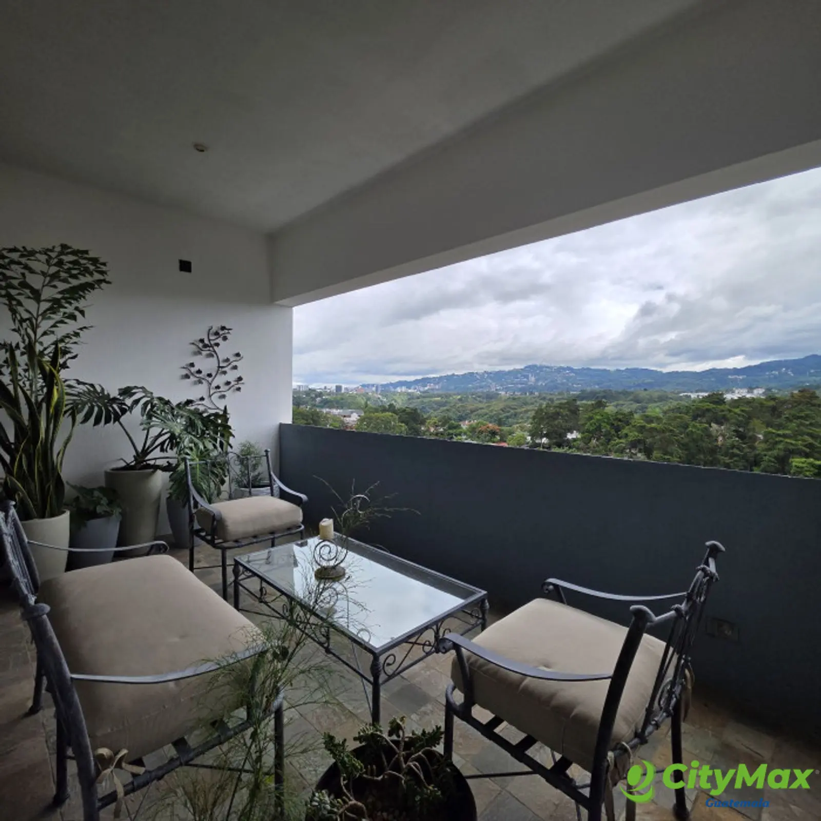 Apartamento amueblado en alquiler zona 14 - foto 9