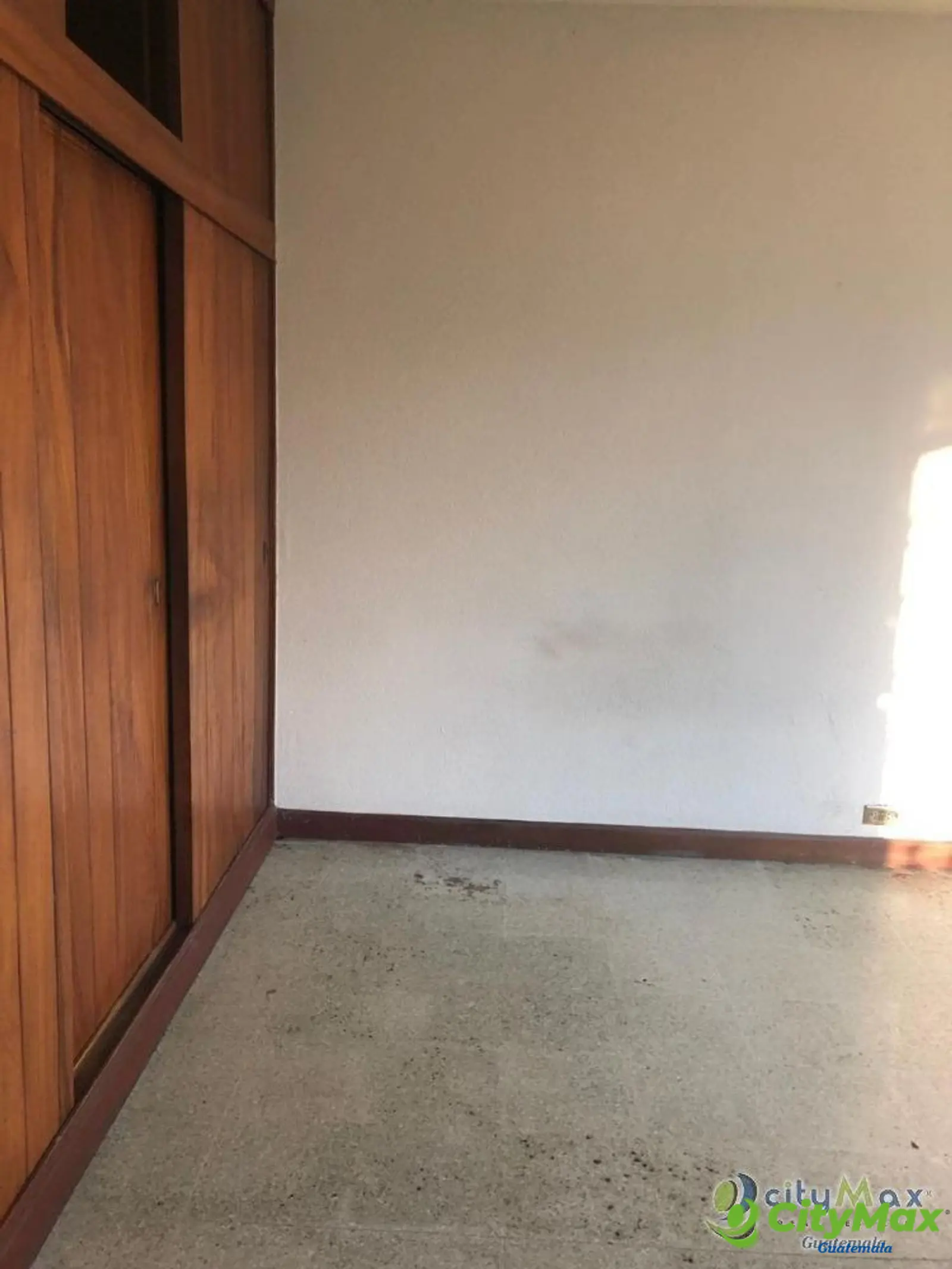 Casa de Huéspedes en Venta en Zona 12 por la USAC - foto 5