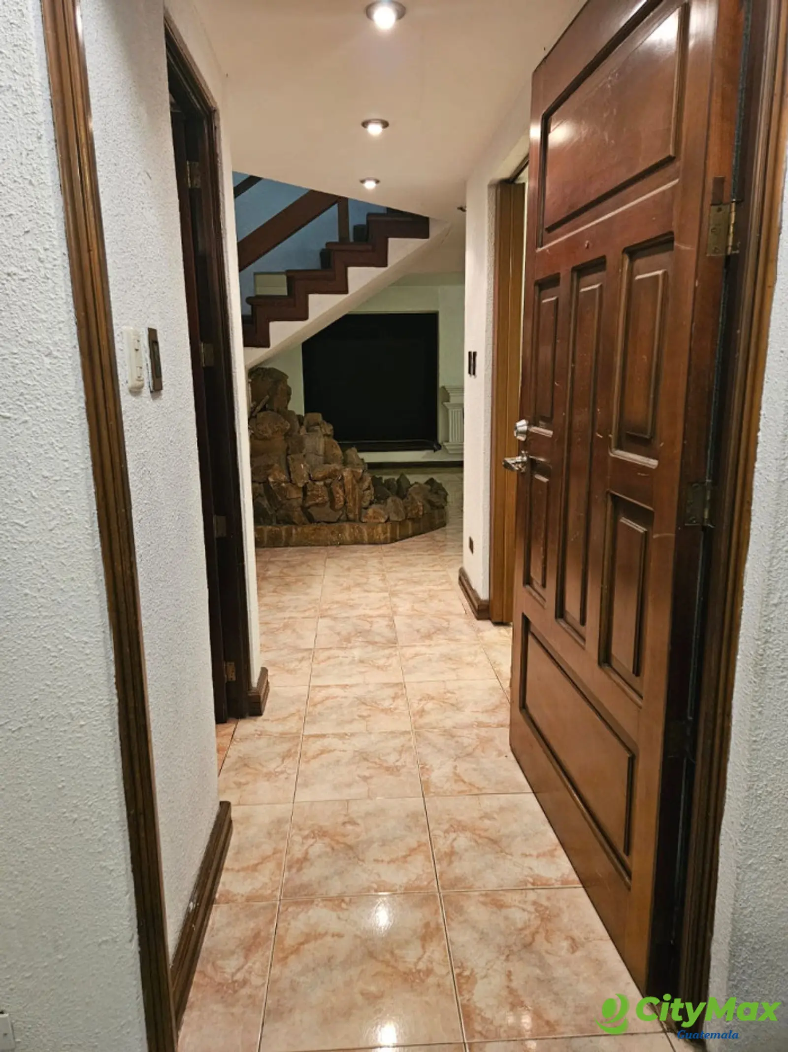 Casa en alquiler en zona 11 las charcas Guatemala - foto 9