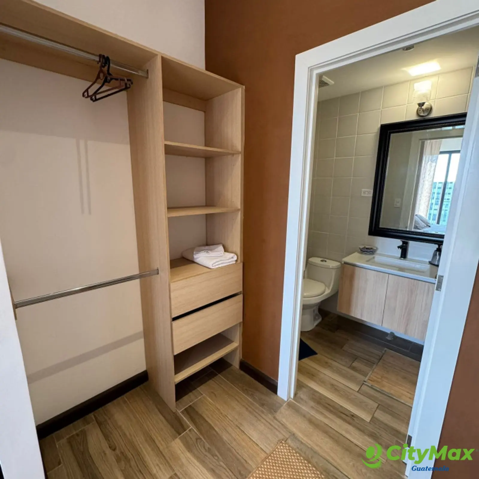 Apartamento Amueblado en Venta N Americas Zona 13 - foto 11