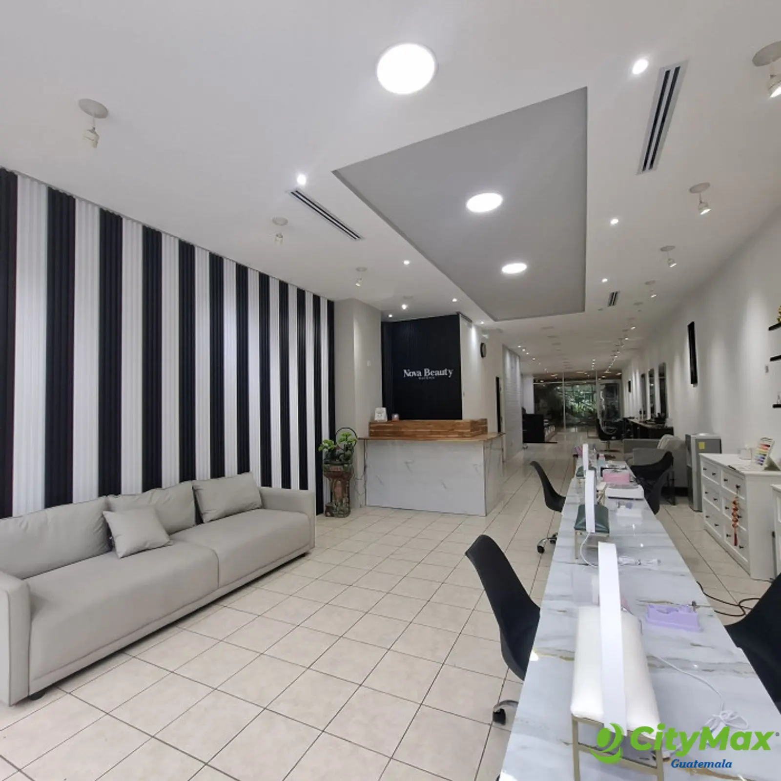 En renta Local comercial Américas zona 13 para salón - foto 4