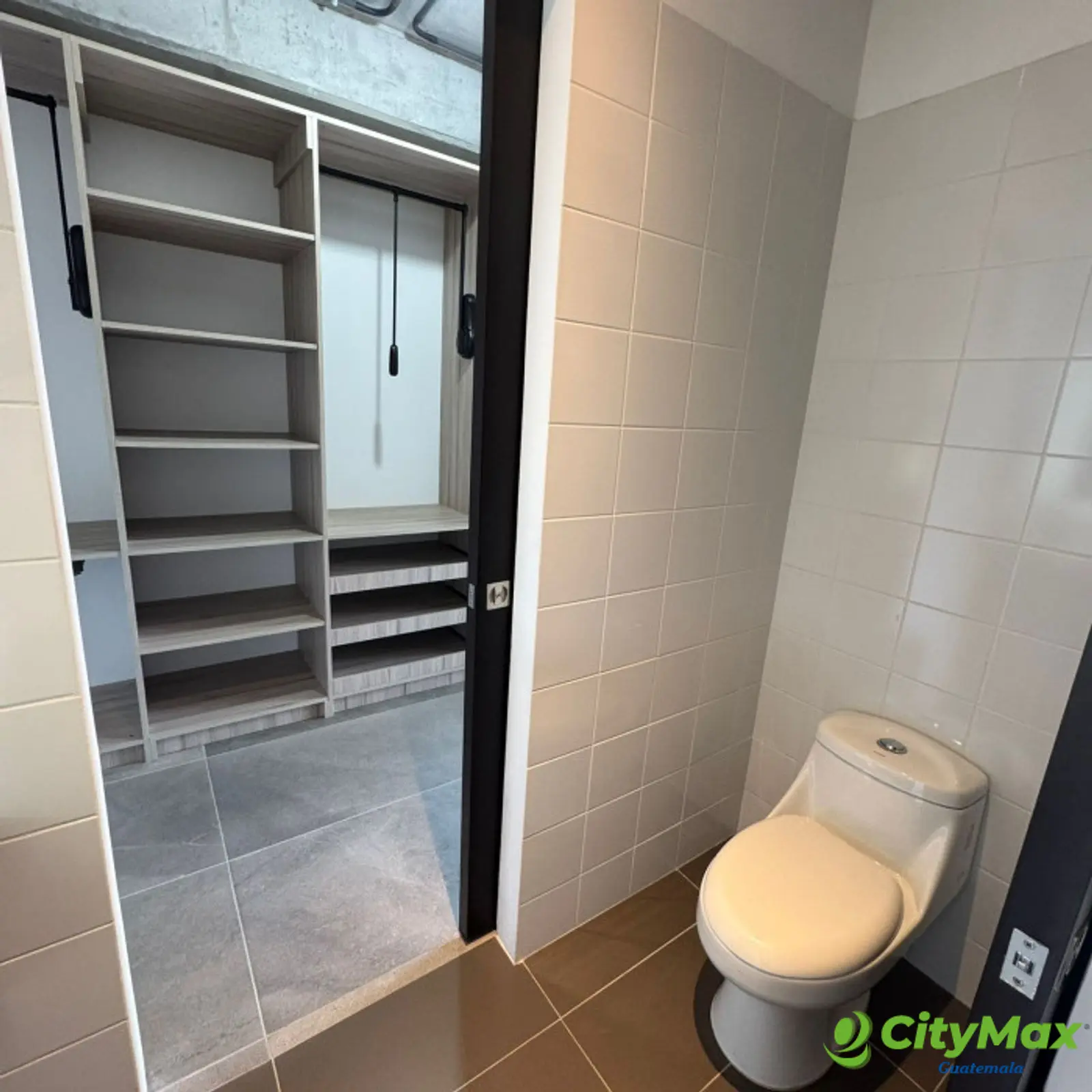 Apartamento en renta en zona 16, Shift - foto 17