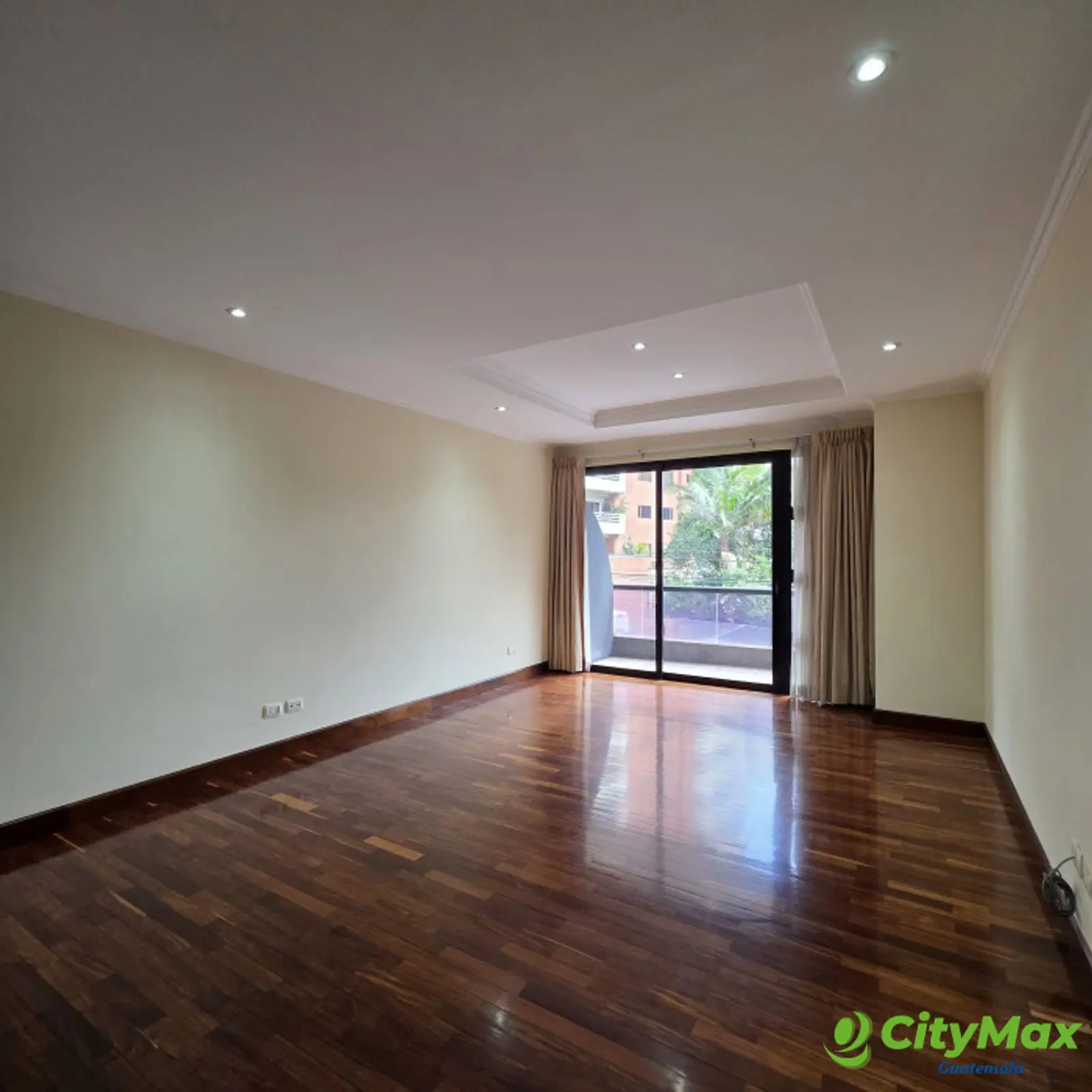 Apartamento En Renta en Zona 10 Altos De Santa Clara - foto 10