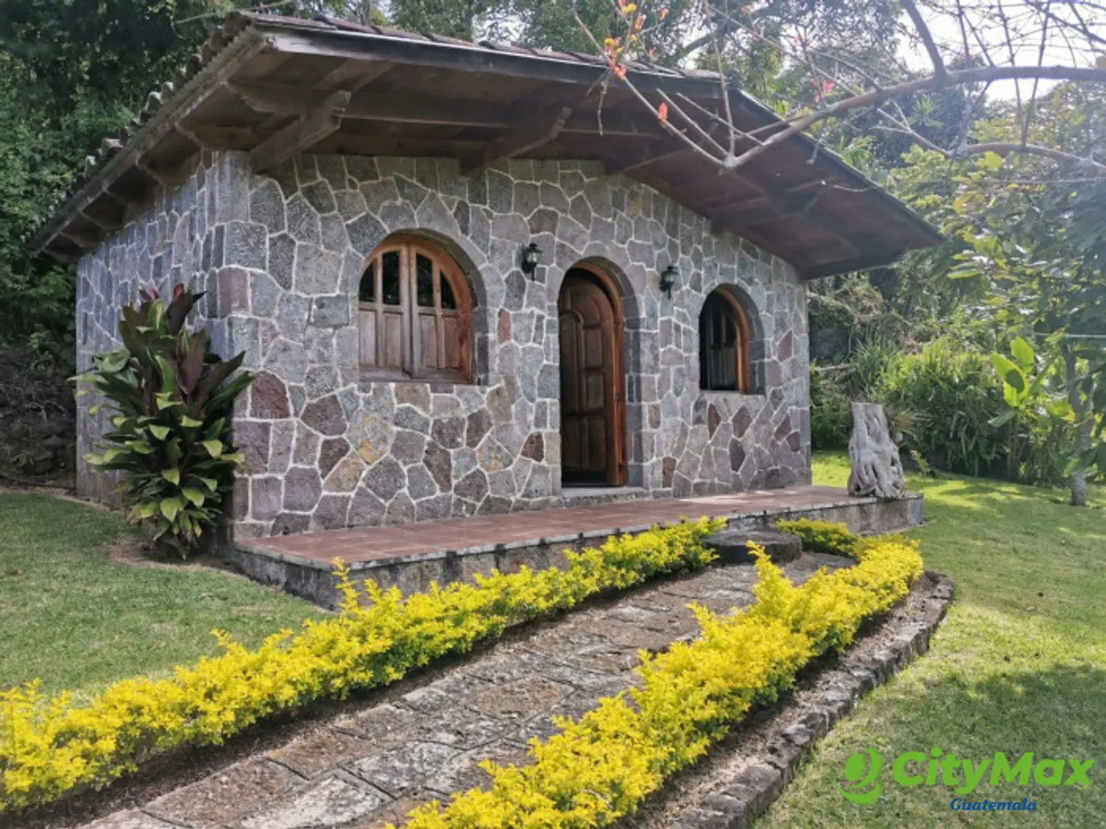 Espectácular Casa Santiago Atitlán a la Venta - foto 4