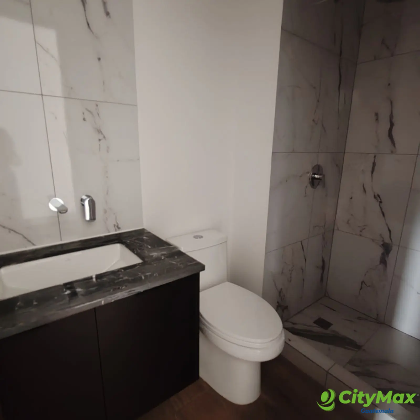 Apartamento de 3 Habitaciones en venta Altaire z.11 - foto 14