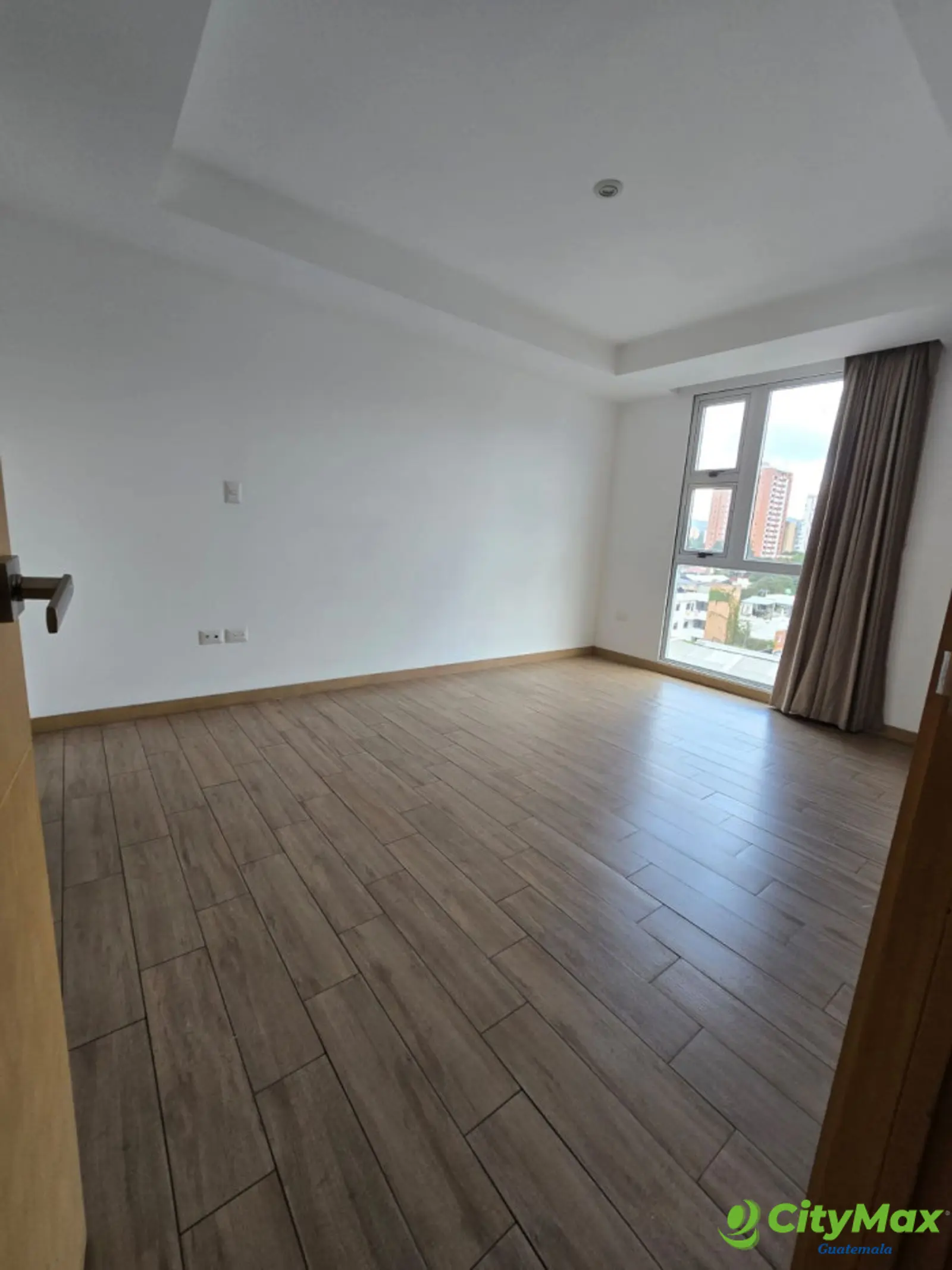 En renta apartamento en CityHaus zona 10 - foto 2