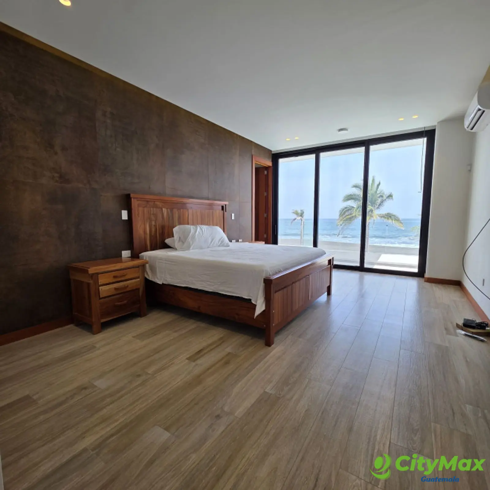 Exclusiva y Lujosa Casa venta frente al Mar Monterrico - foto 11