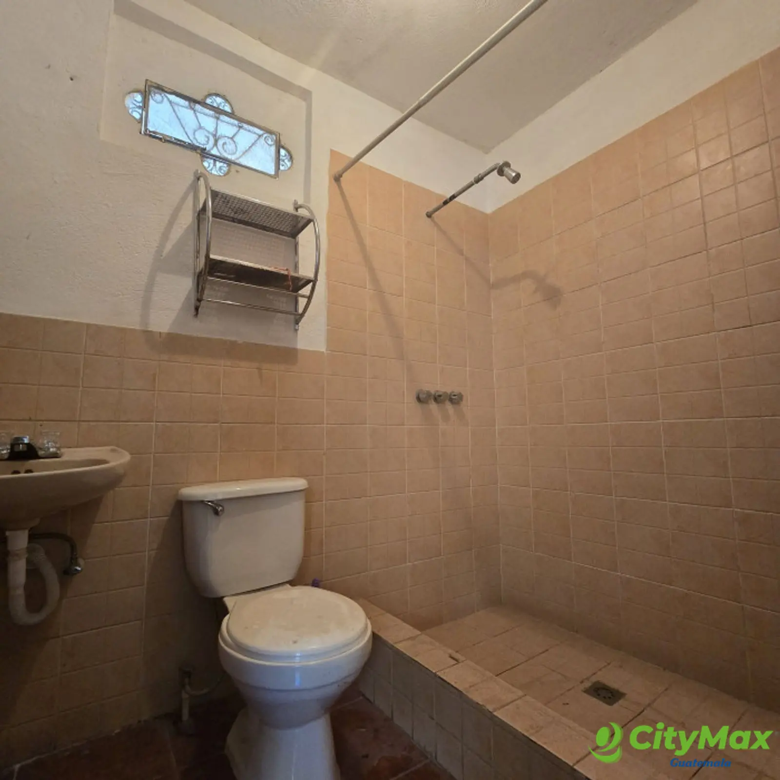 Casa en Venta cercana Antigua Guatemala. - foto 15