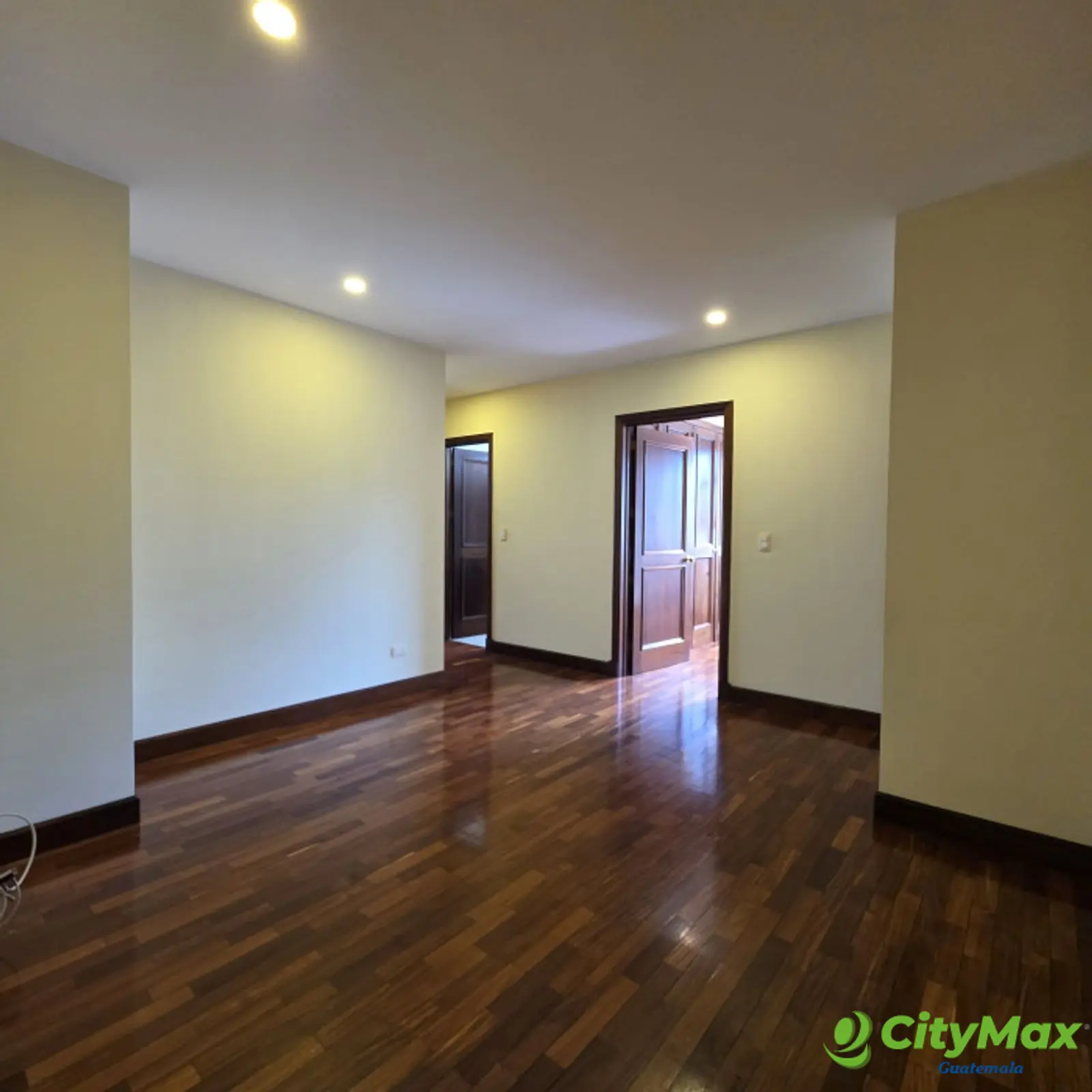 Apartamento En Renta en Zona 10 Altos De Santa Clara - foto 15