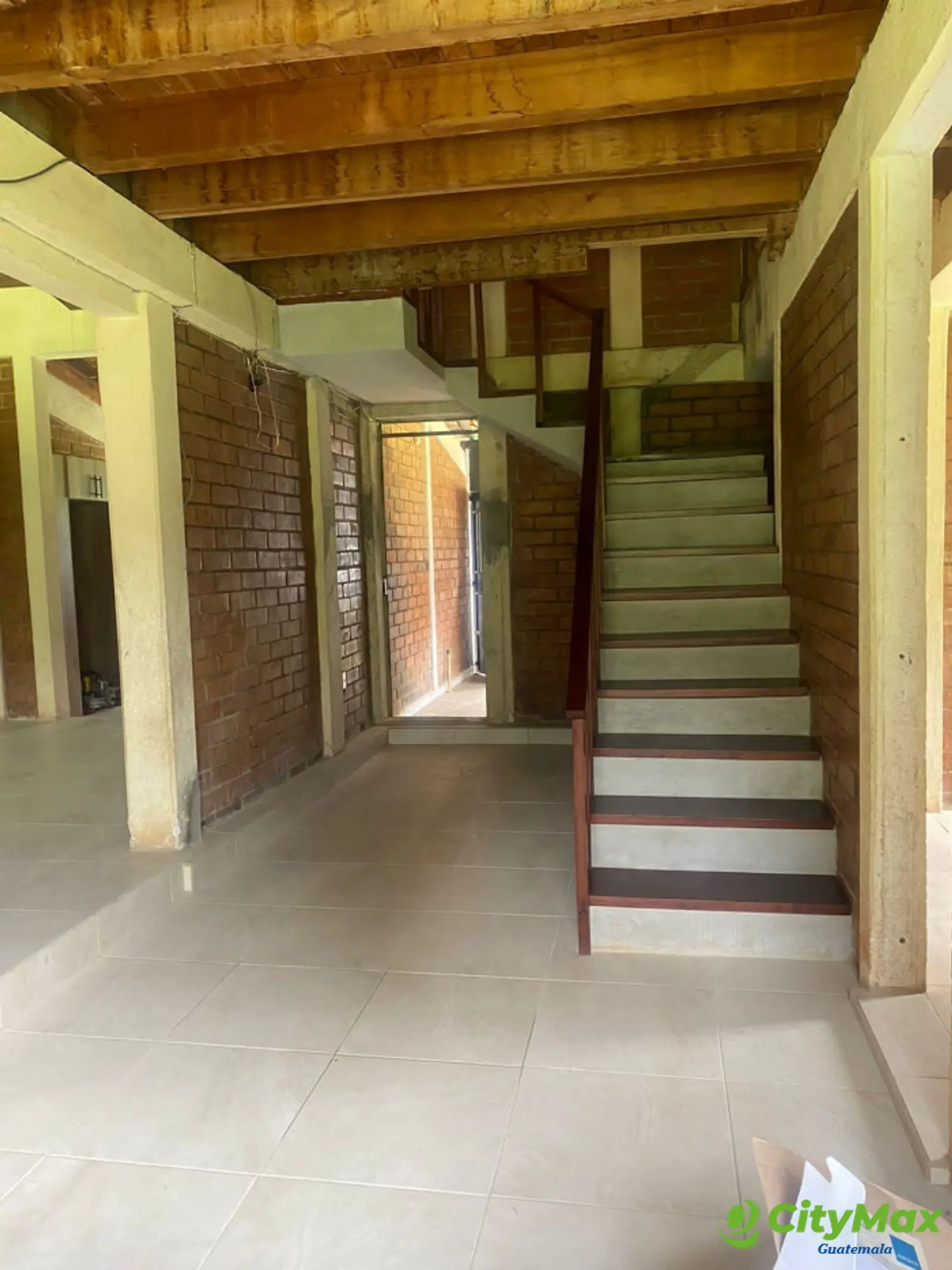 Granja con casa 25 mil varas de jardin en Venta - foto 16
