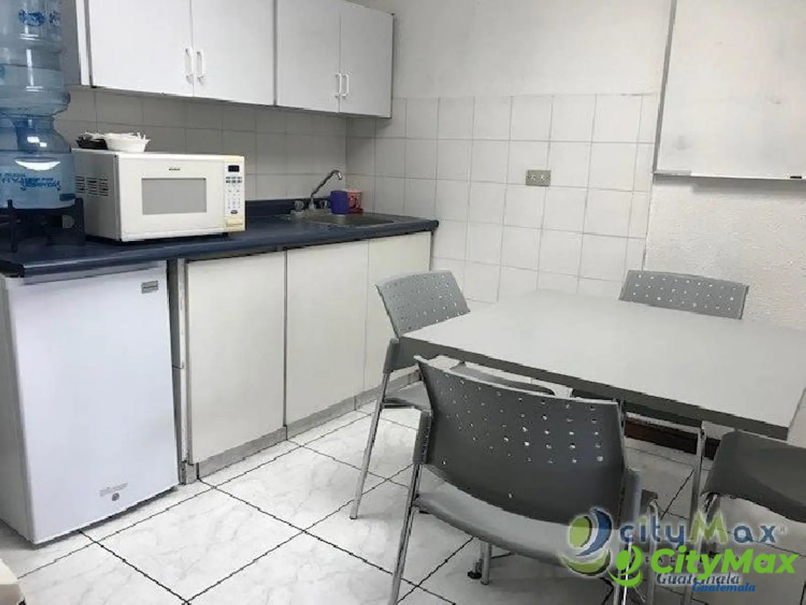 CityMax vende o renta oficina en zona 10 Guatemala - foto 7