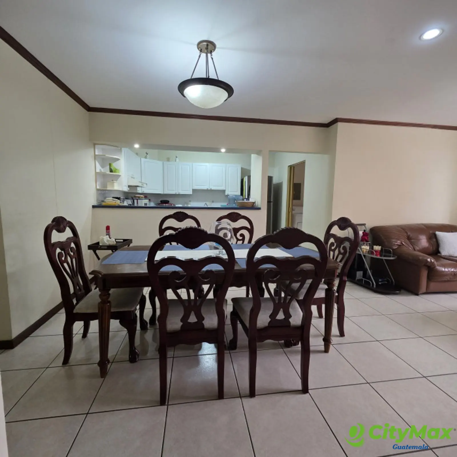 Apartamento Amueblado en Zona 10 Guatemala - foto 4