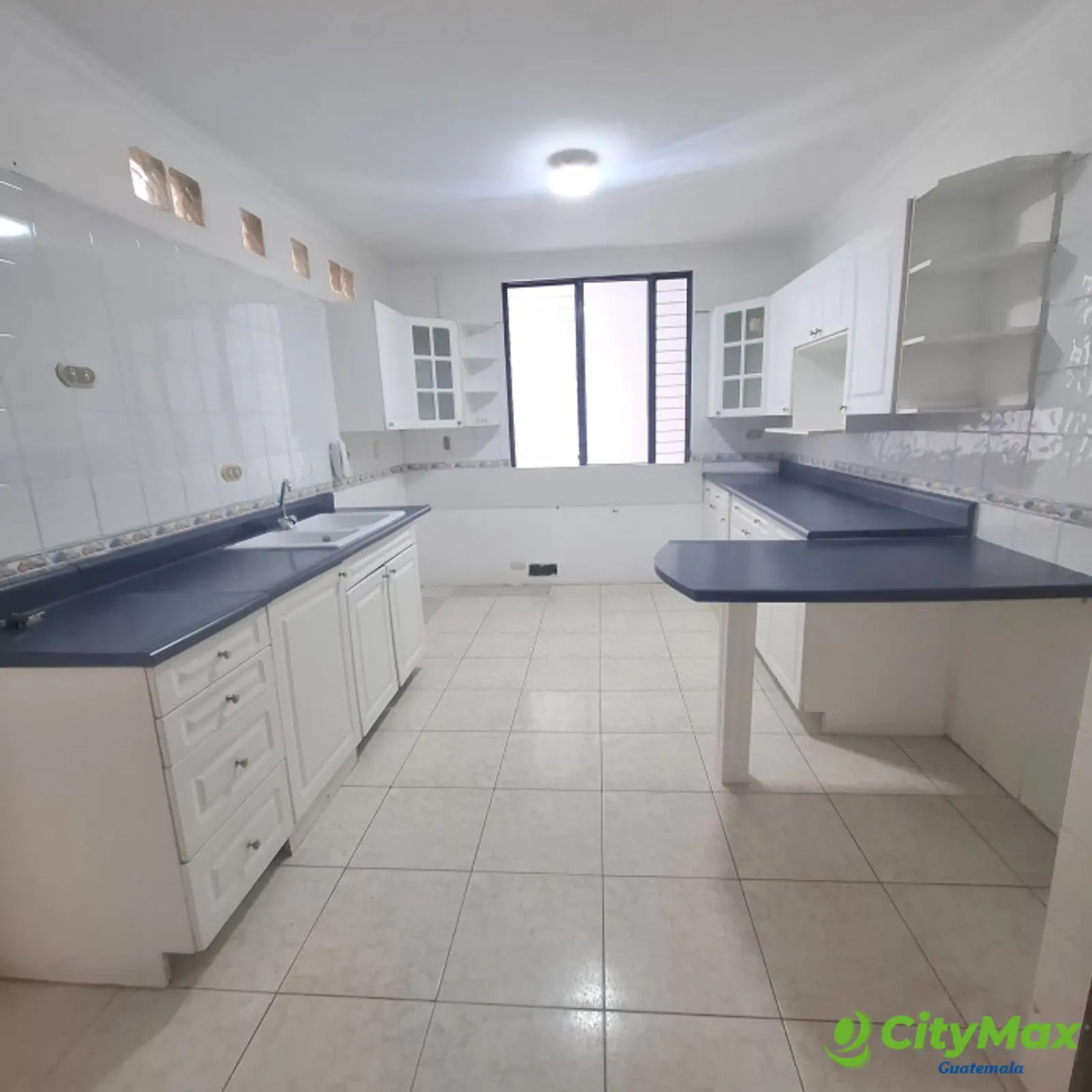 Casa en Venta  y renta carretera San José Pinula - foto 4