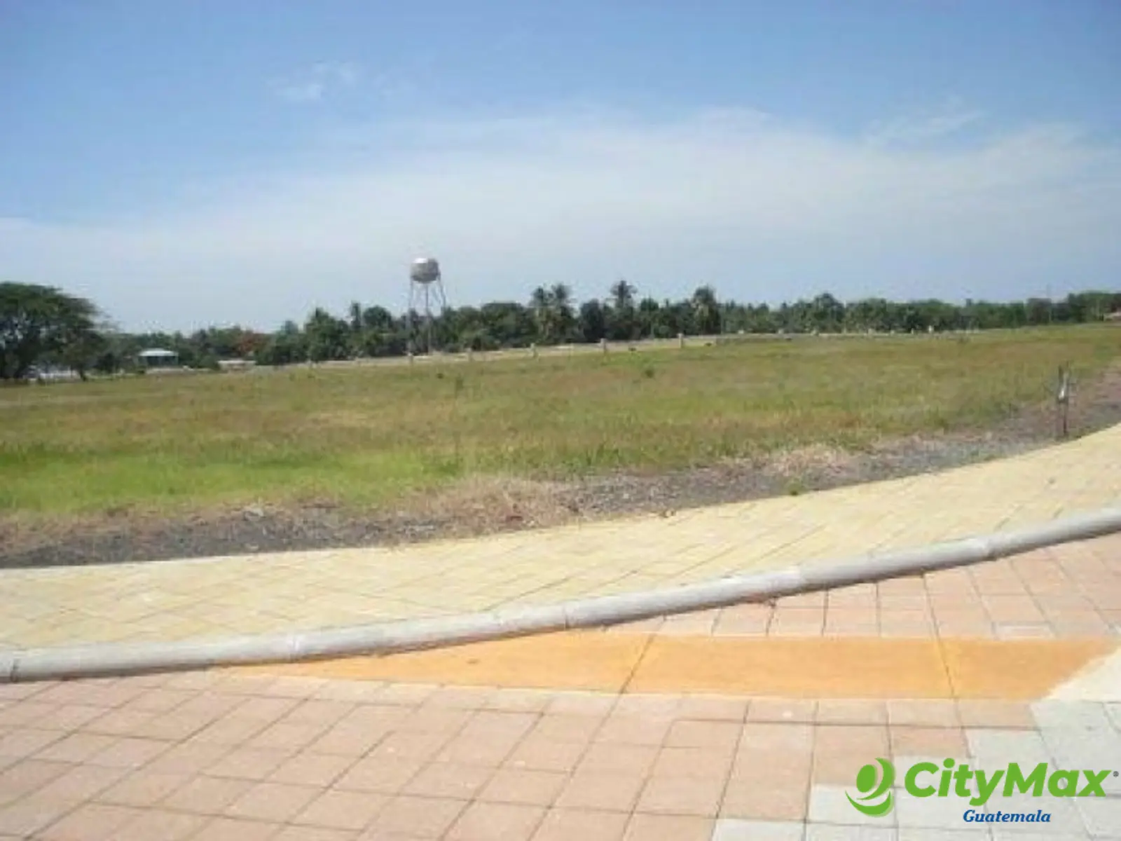 Terreno en venta con 1119.02Vr2 en Iztapa - foto 6