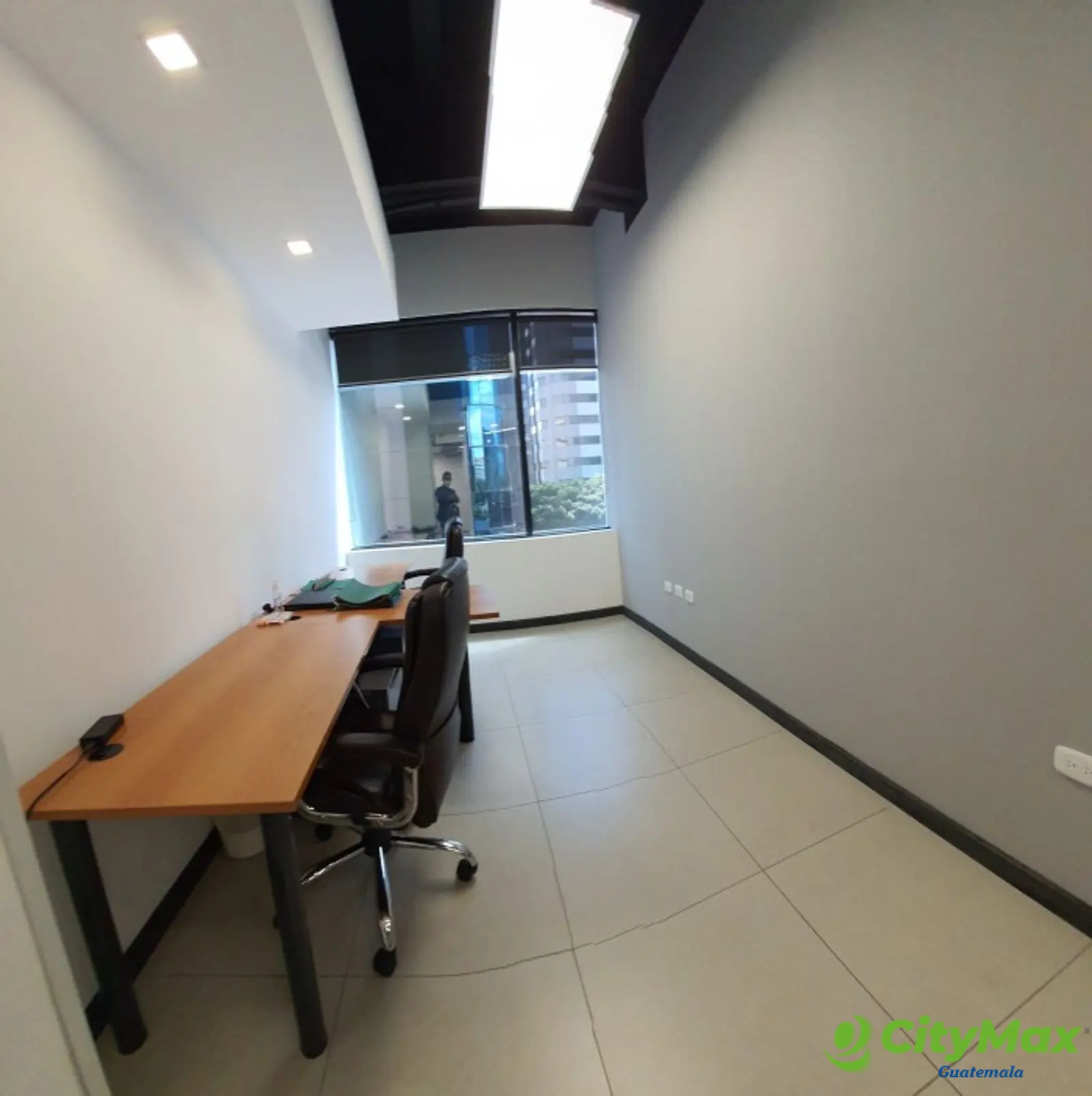 Espacio en Oficina en Renta Edificio Europlaza Zona 14 - foto 5