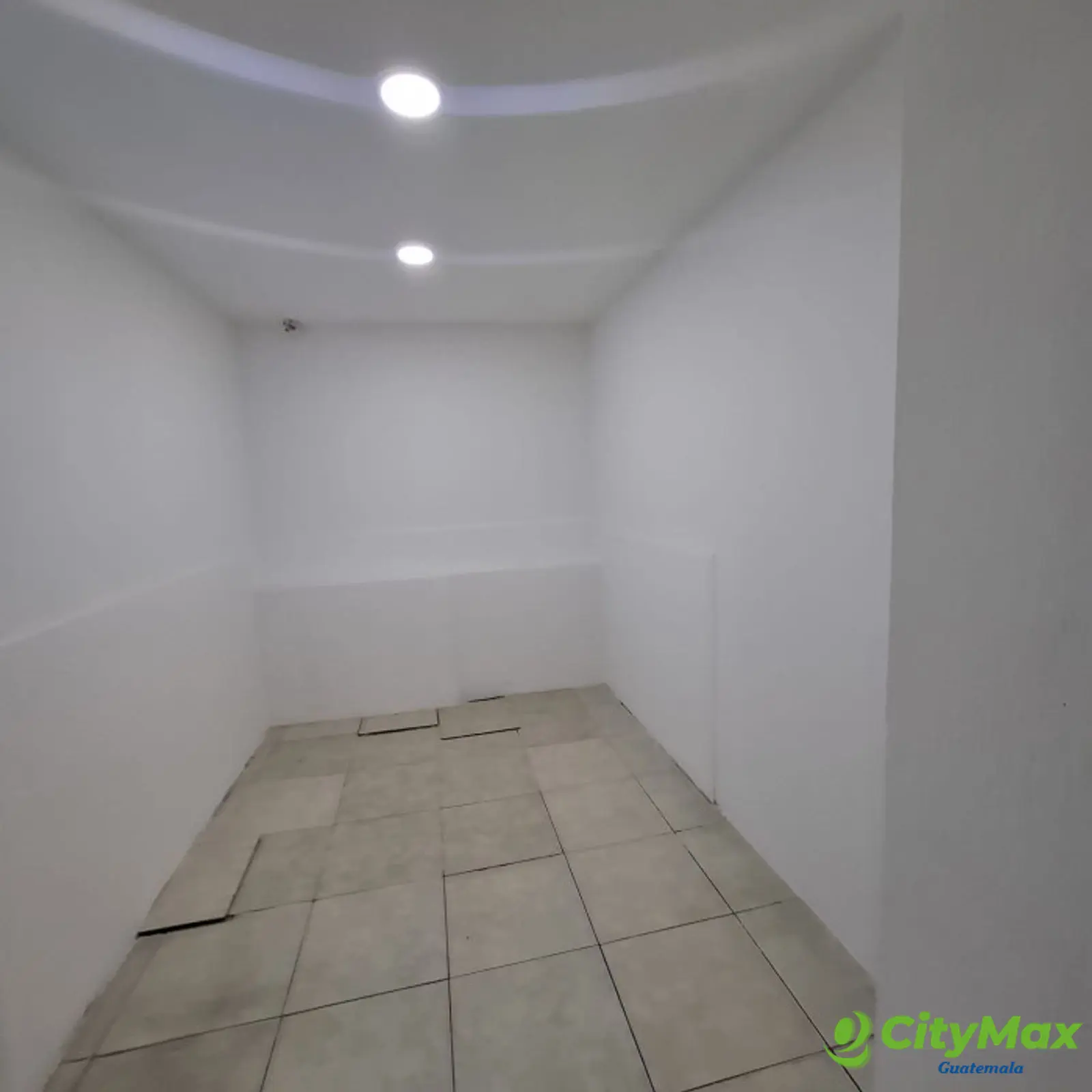 Oficina Comercial en Renta en Zona 10Ciudad de Guatemala - foto 8