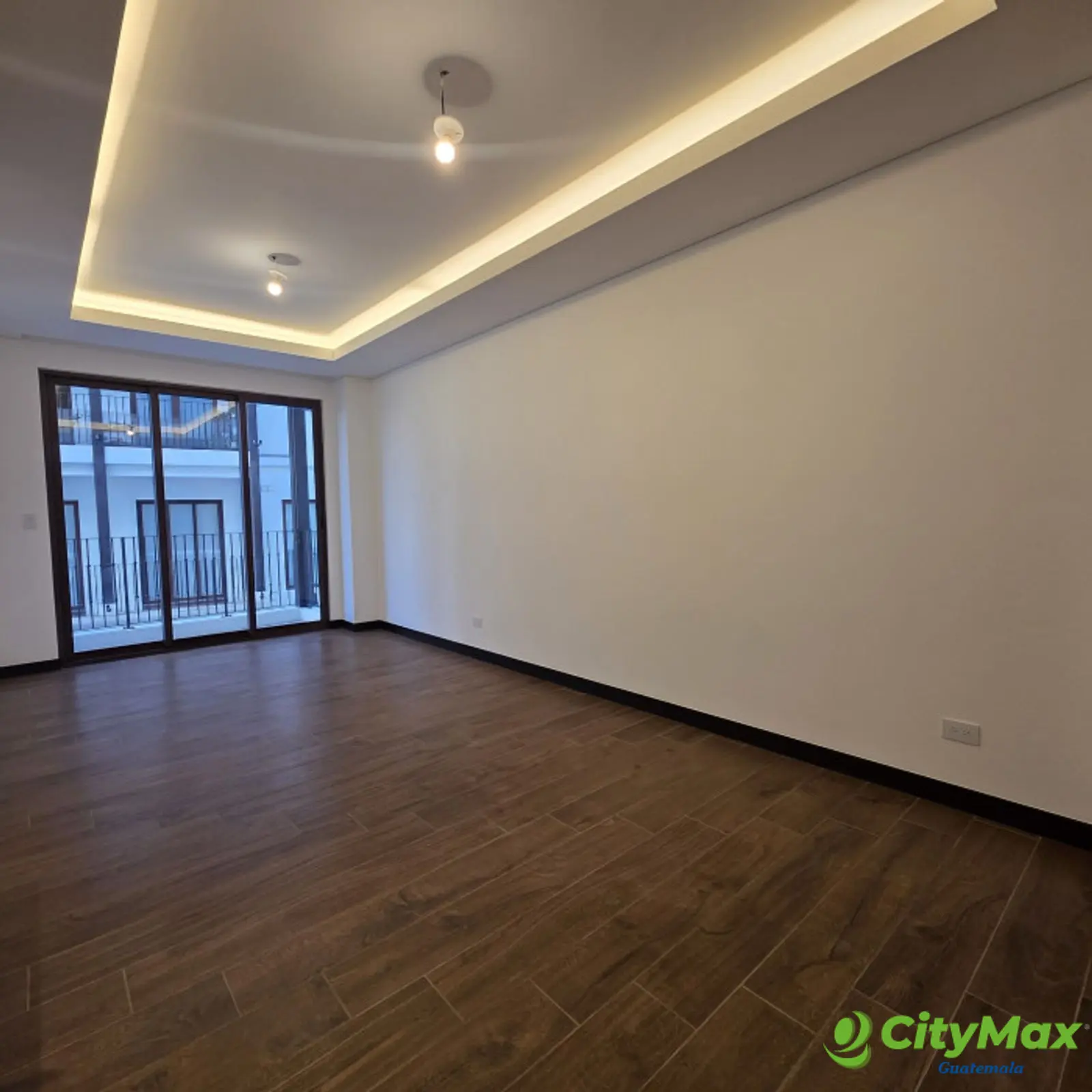 En Venta apartamento Zona 16 Lirios de Cayala - foto 6