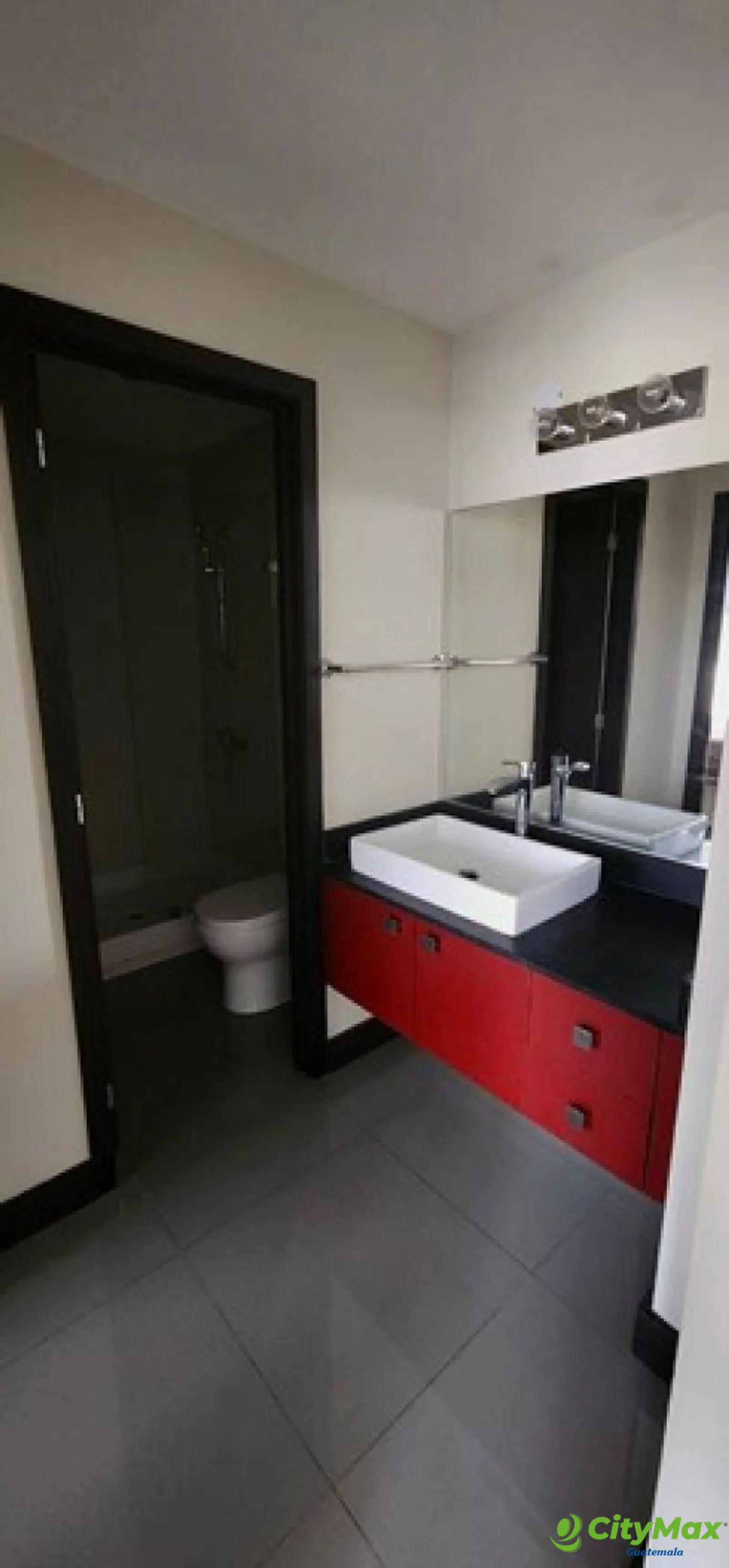 En Alquiler Apartamento Amueblado en Zona 15  - foto 7