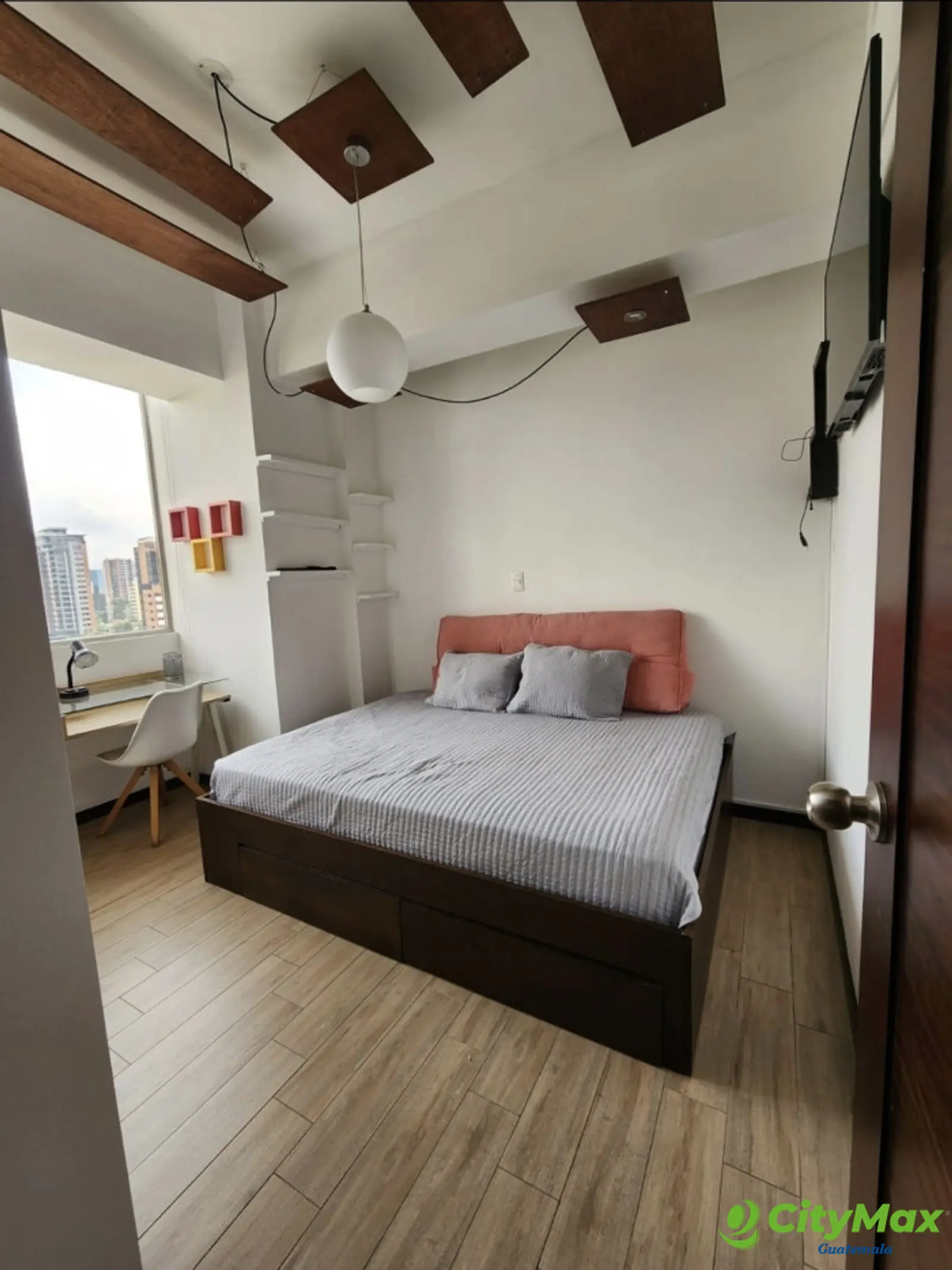 Apartamento amueblado en renta zona 13 - foto 5