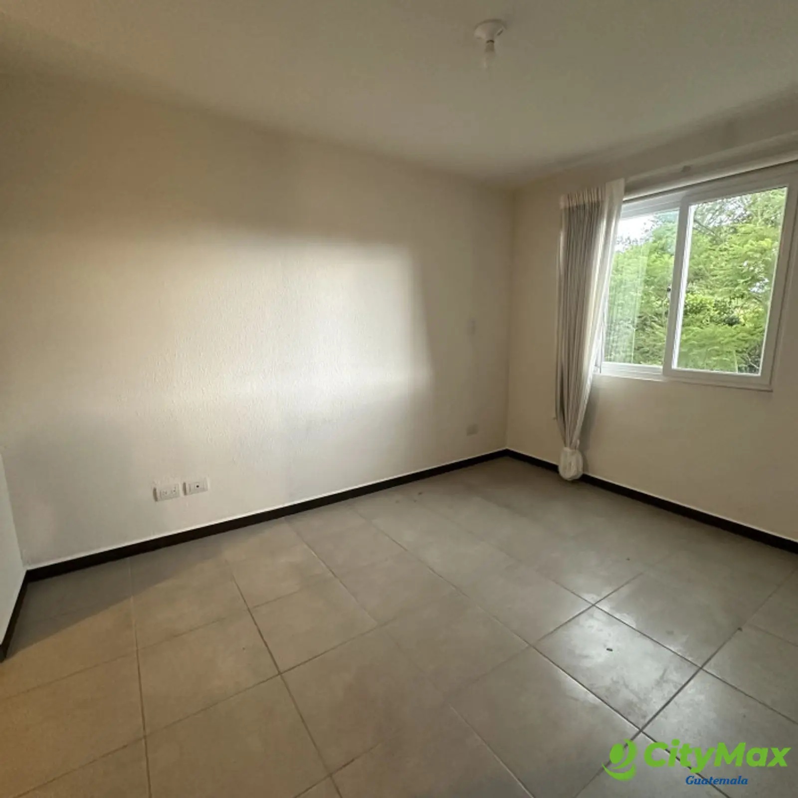 Apartamento en renta de 3 habitaciones en Parque 11 - foto 10